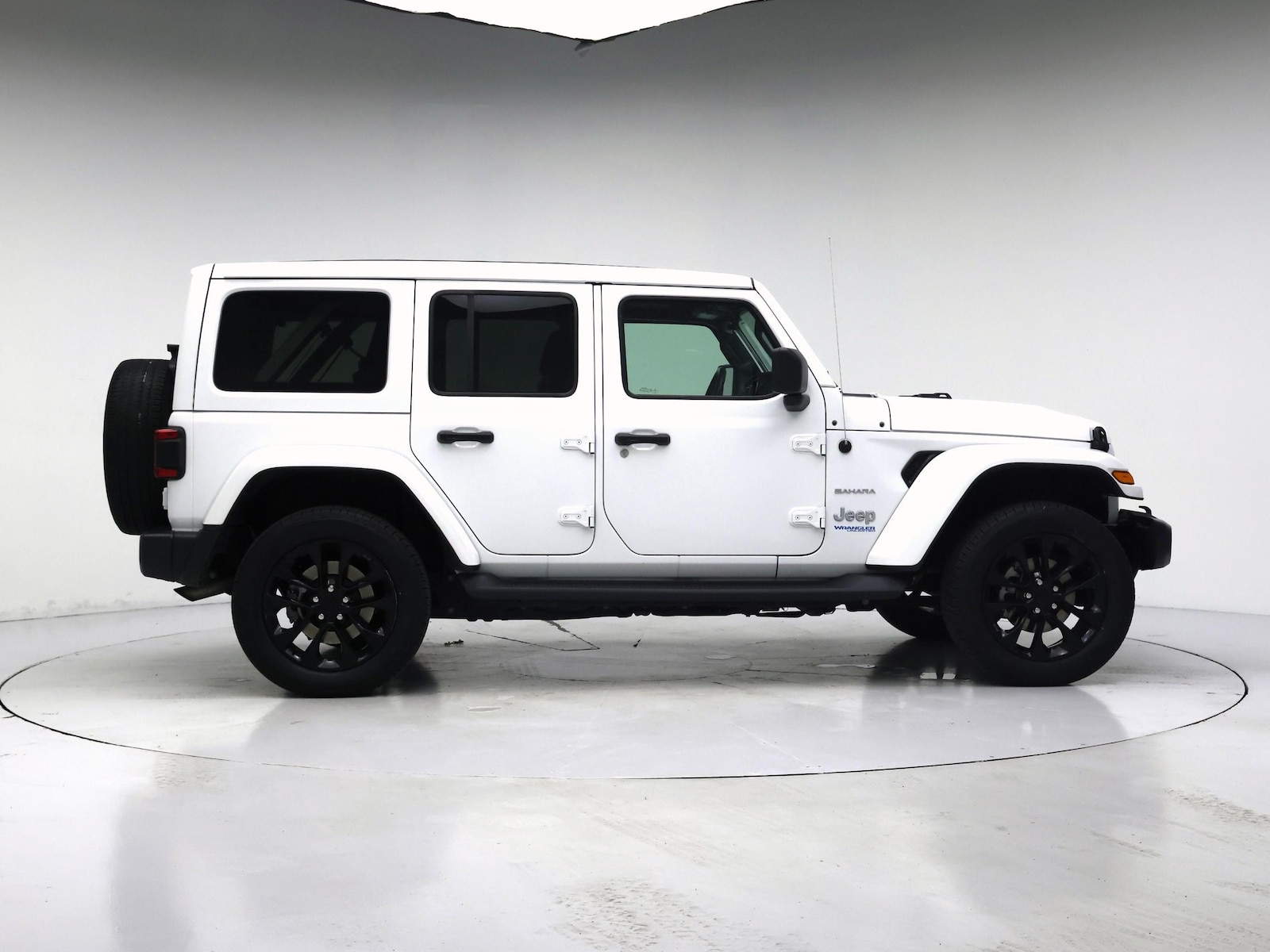 2021 Jeep Wrangler Unlimited Sahara 4XE - Photo 8