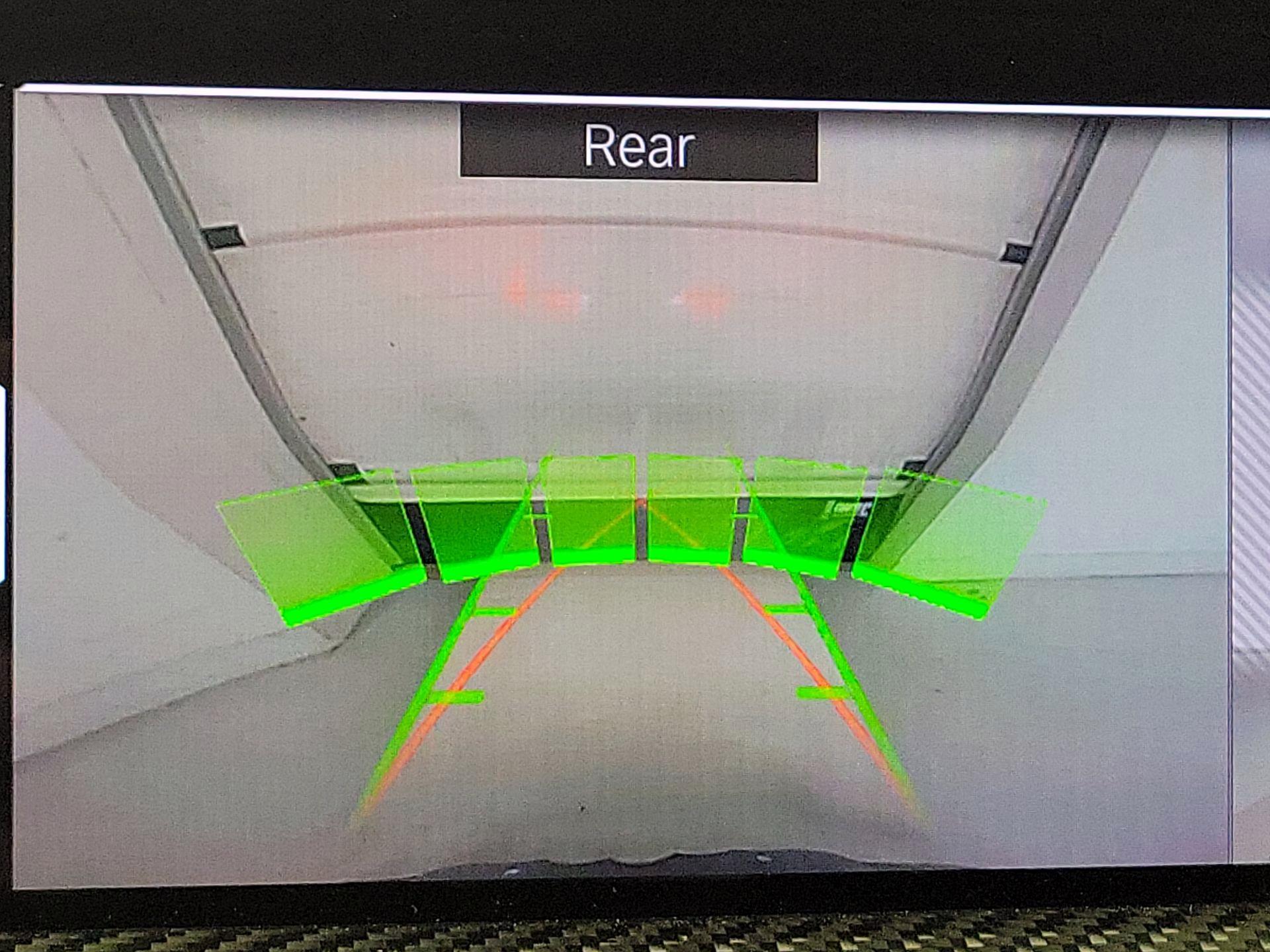 Thumbnail: 2021 BMW X4 - 15