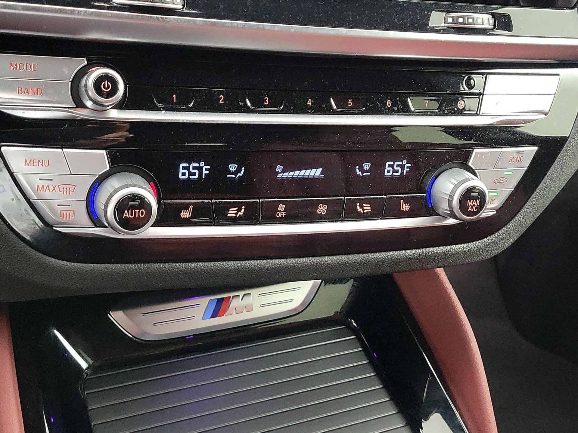 Thumbnail: 2021 BMW X4 - 17