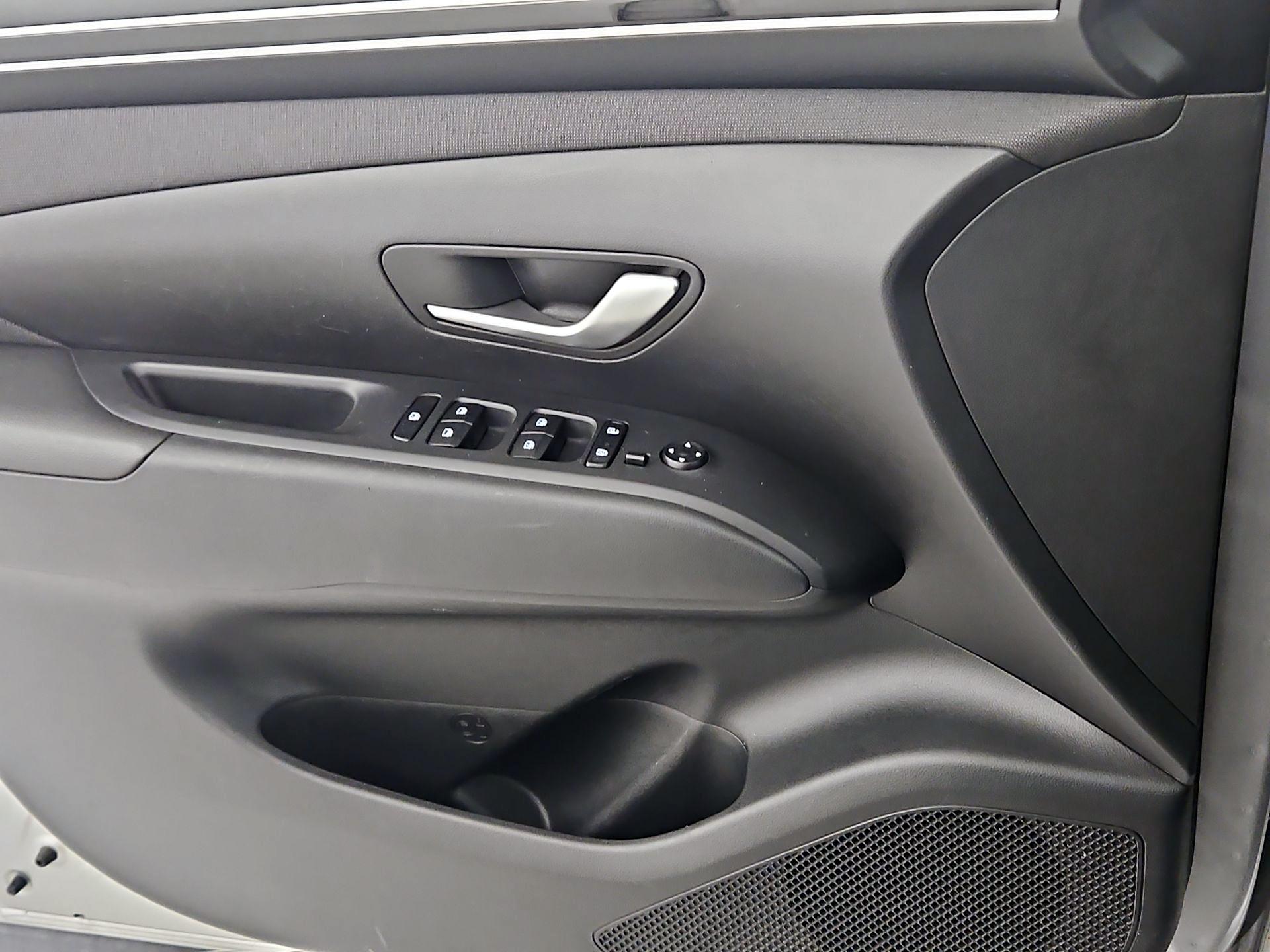 Thumbnail: 2023 Hyundai Tucson - 12