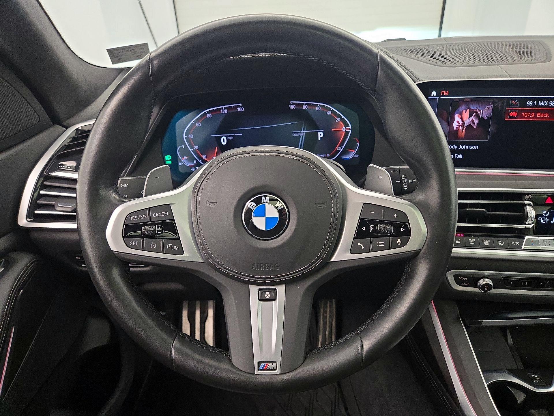 Thumbnail: 2022 BMW X7 - 10