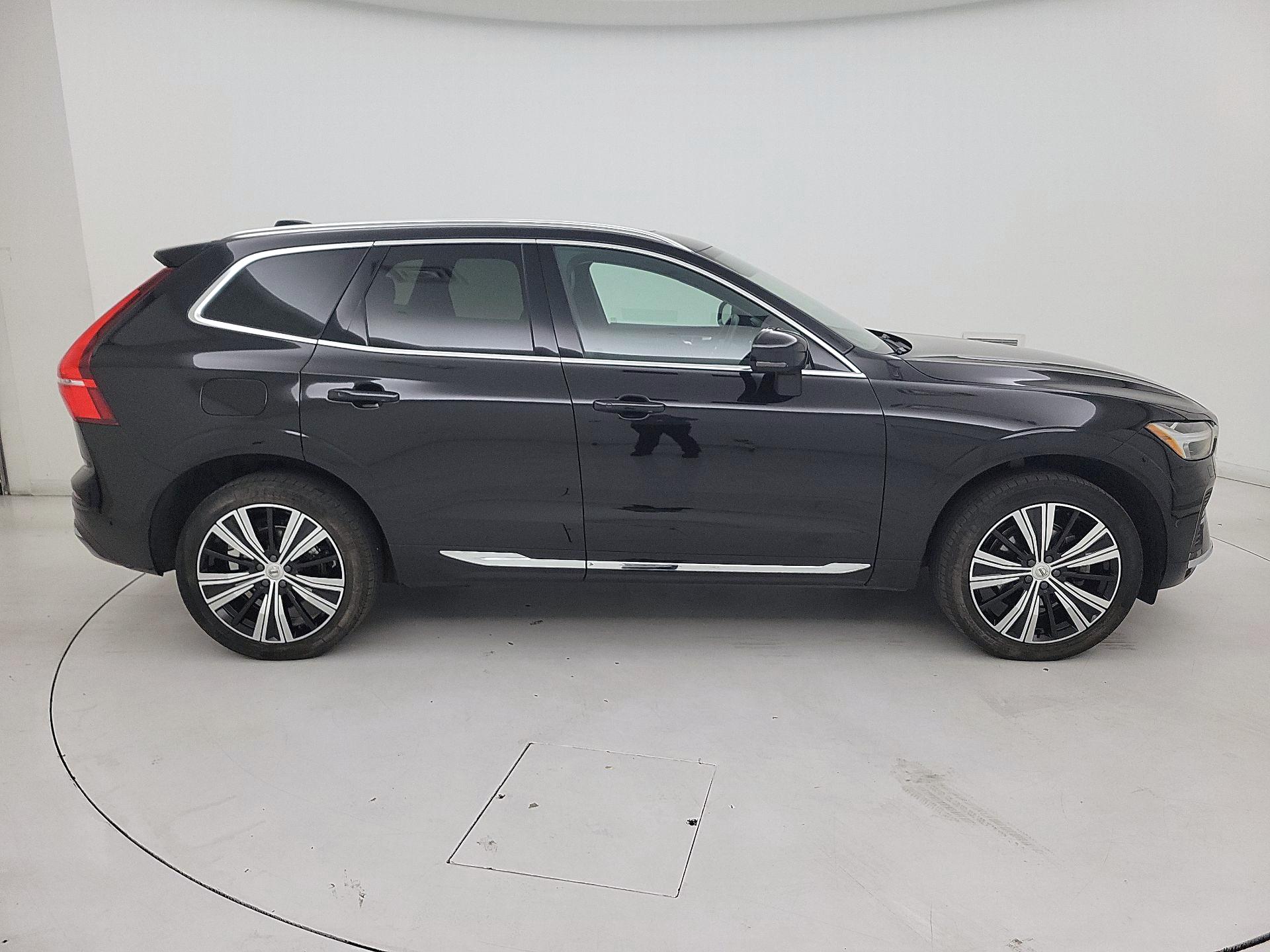 Thumbnail: 2023 Volvo XC60 - 4