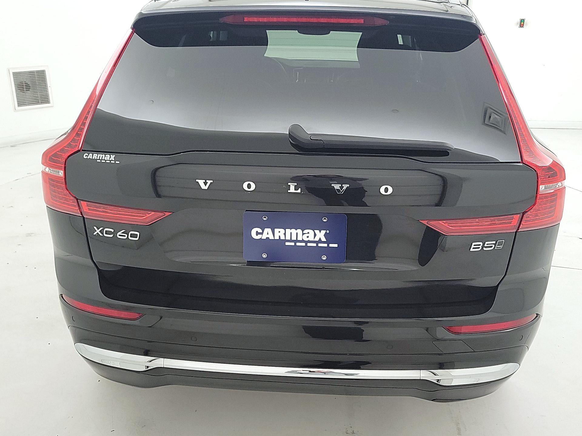 Thumbnail: 2023 Volvo XC60 - 6