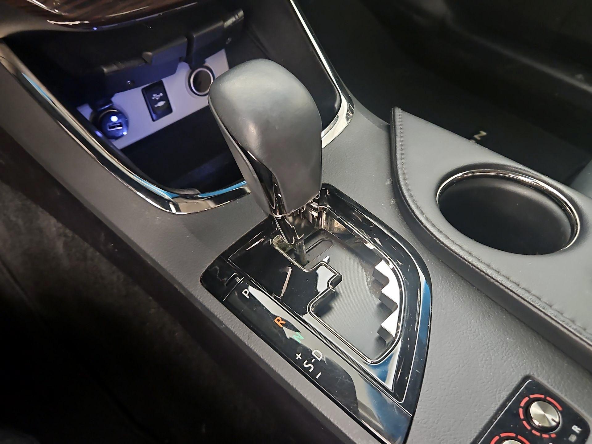 Thumbnail: 2014 Toyota Avalon - 18