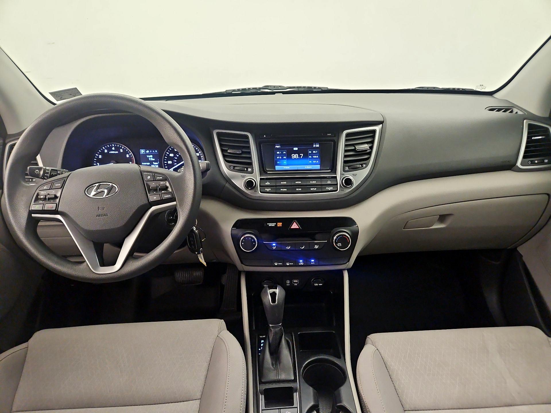 Thumbnail: 2017 Hyundai Tucson - 9