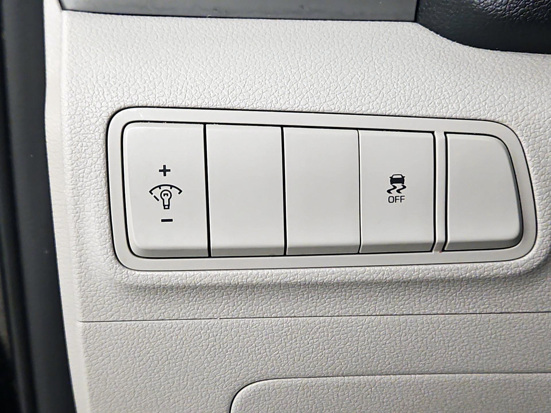 Thumbnail: 2017 Hyundai Tucson - 13