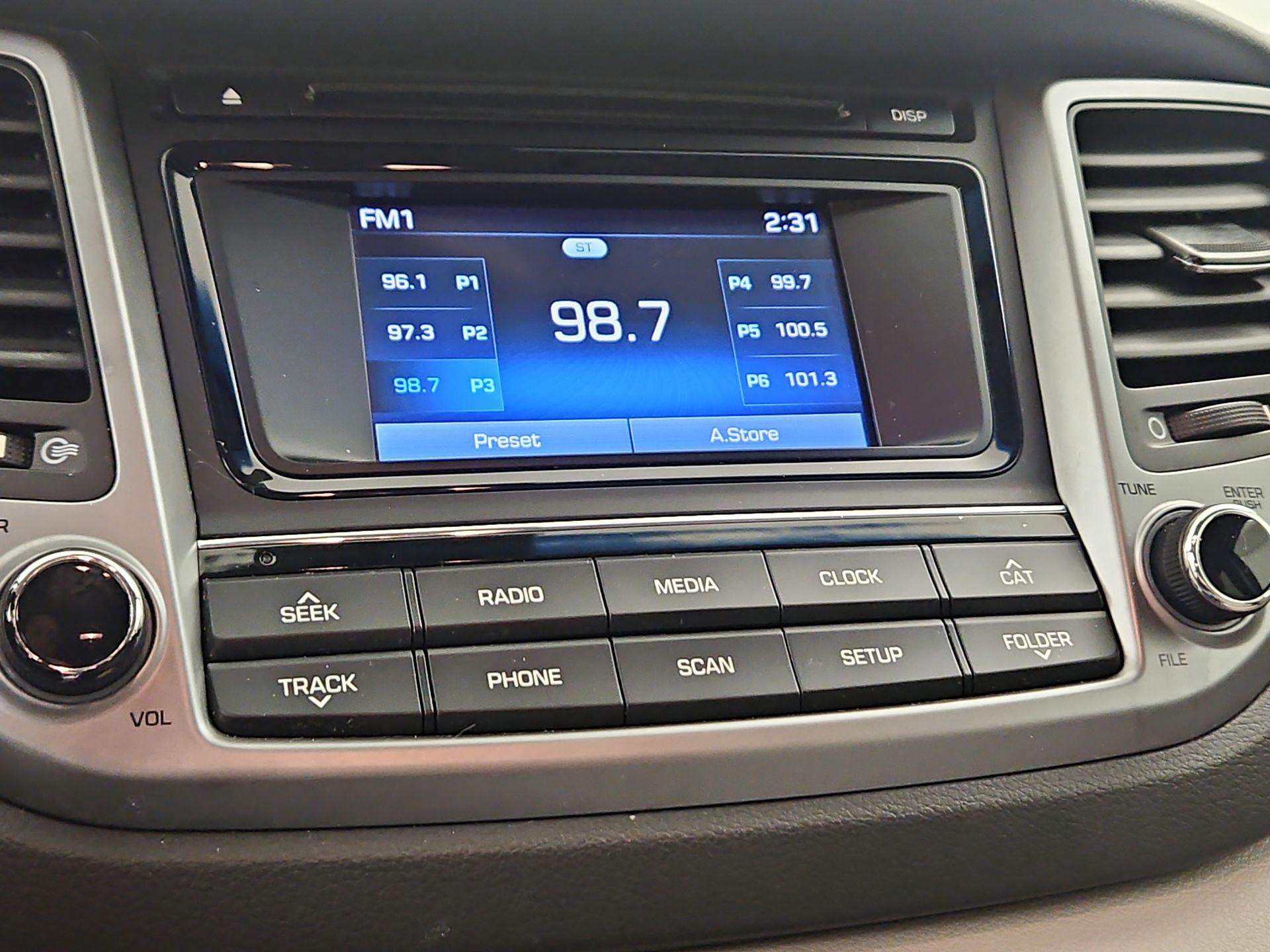 Thumbnail: 2017 Hyundai Tucson - 15