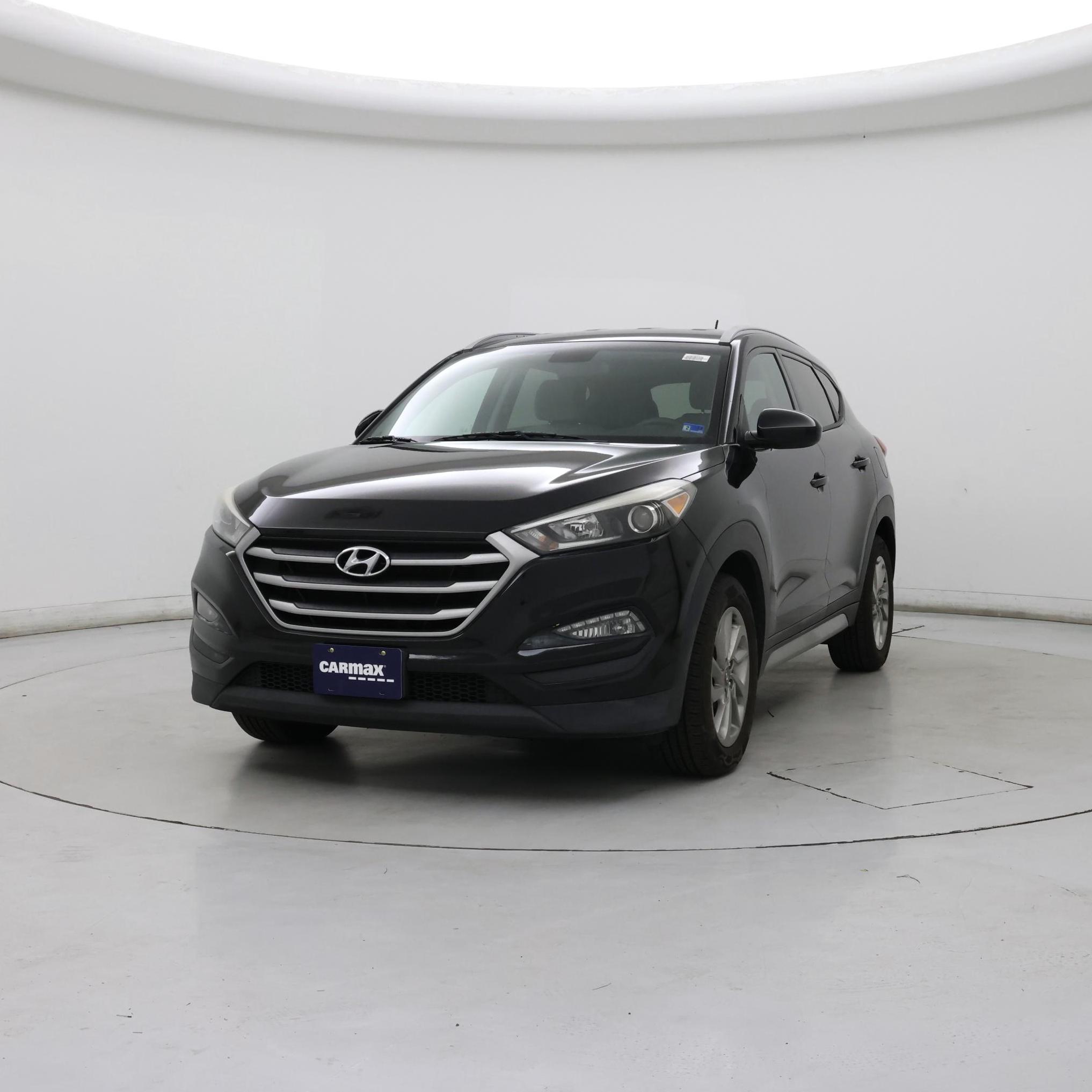 Thumbnail: 2017 Hyundai Tucson - 4