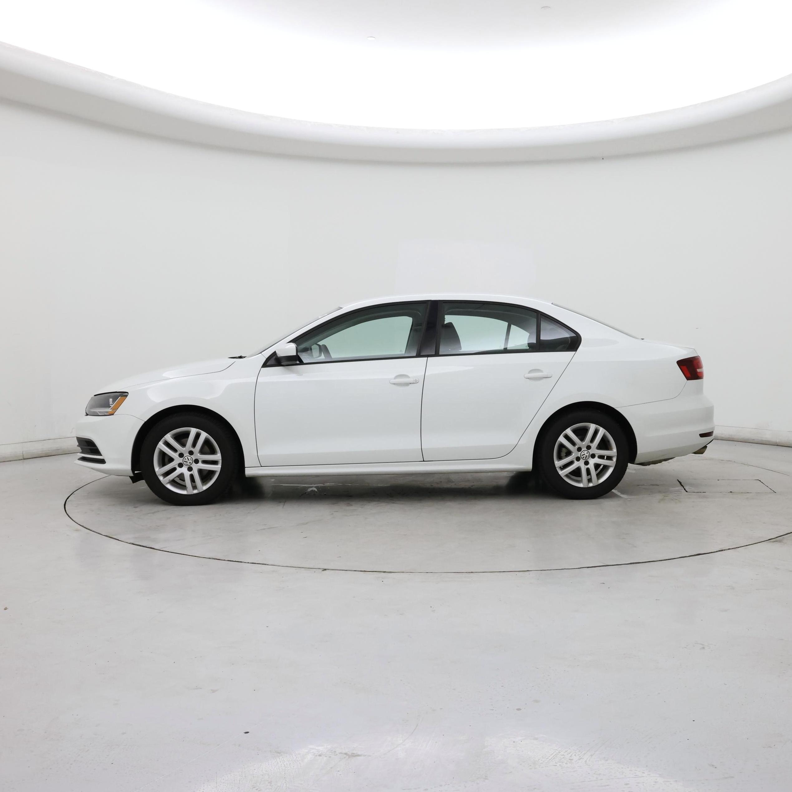 Thumbnail: 2018 Volkswagen Jetta - 3