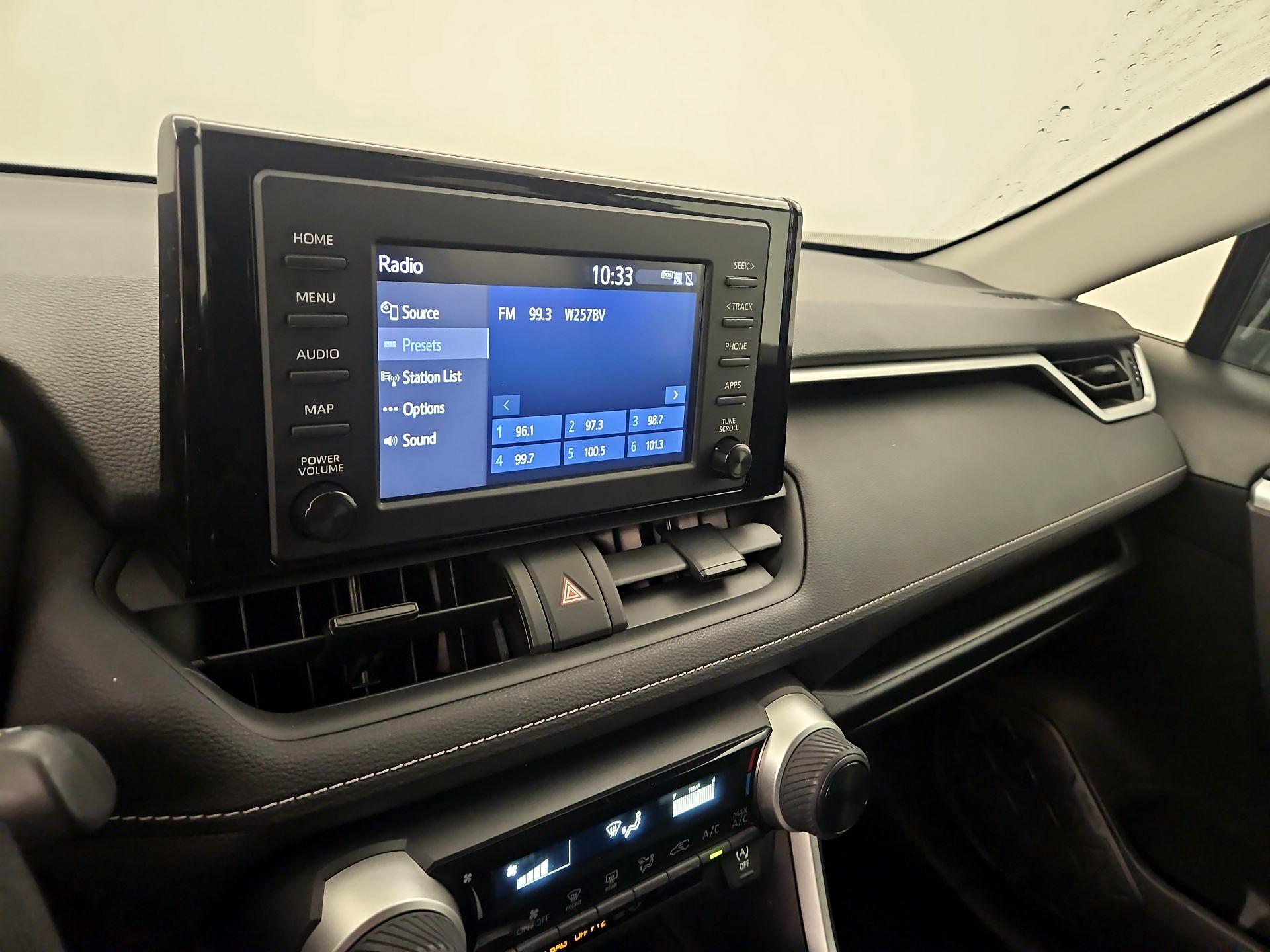 Thumbnail: 2019 Toyota RAV4 - 15