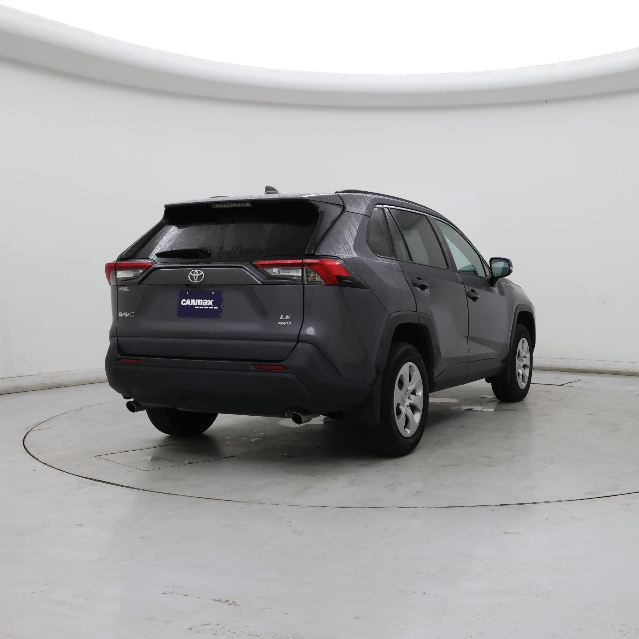 Thumbnail: 2019 Toyota RAV4 - 8