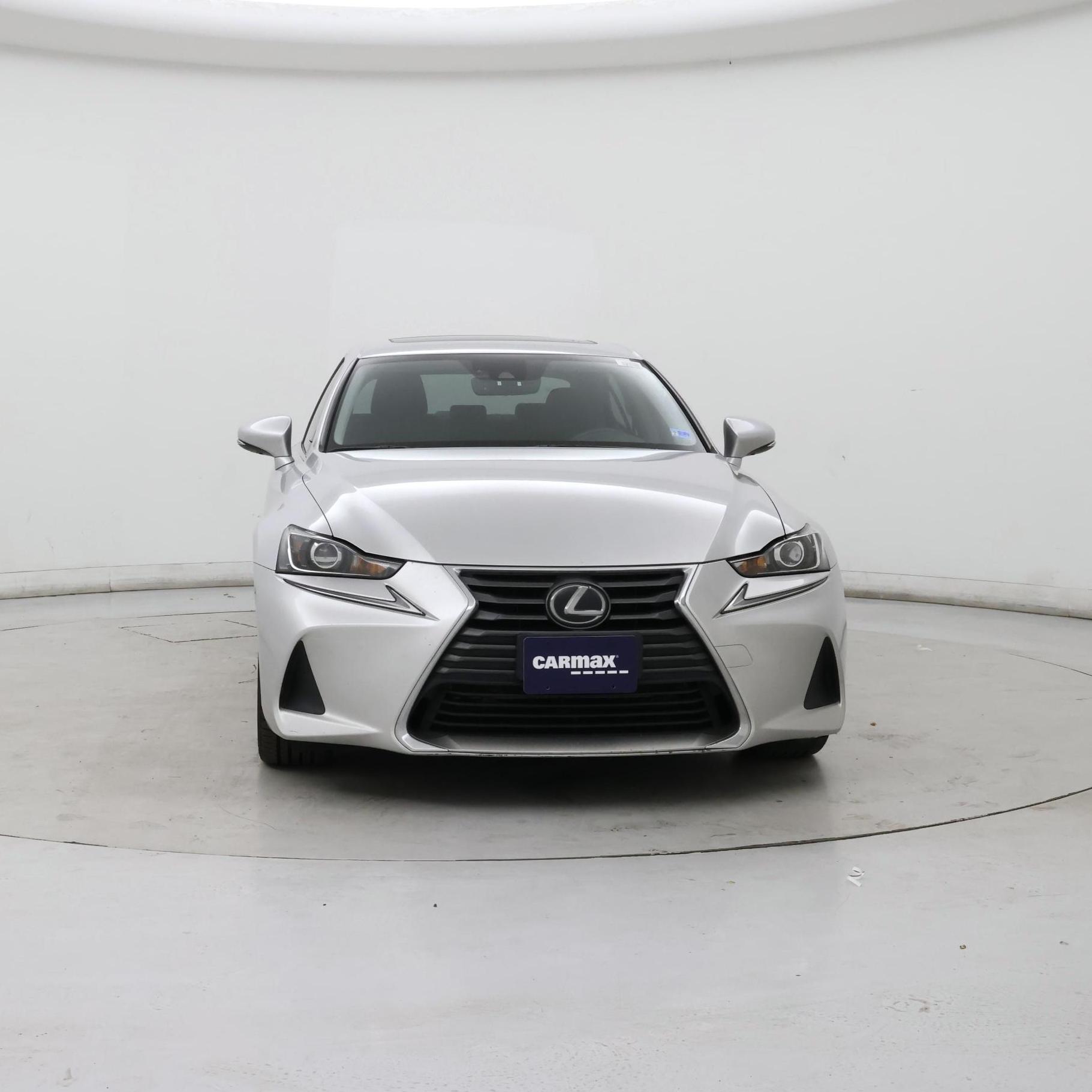Thumbnail: 2019 Lexus IS - 5