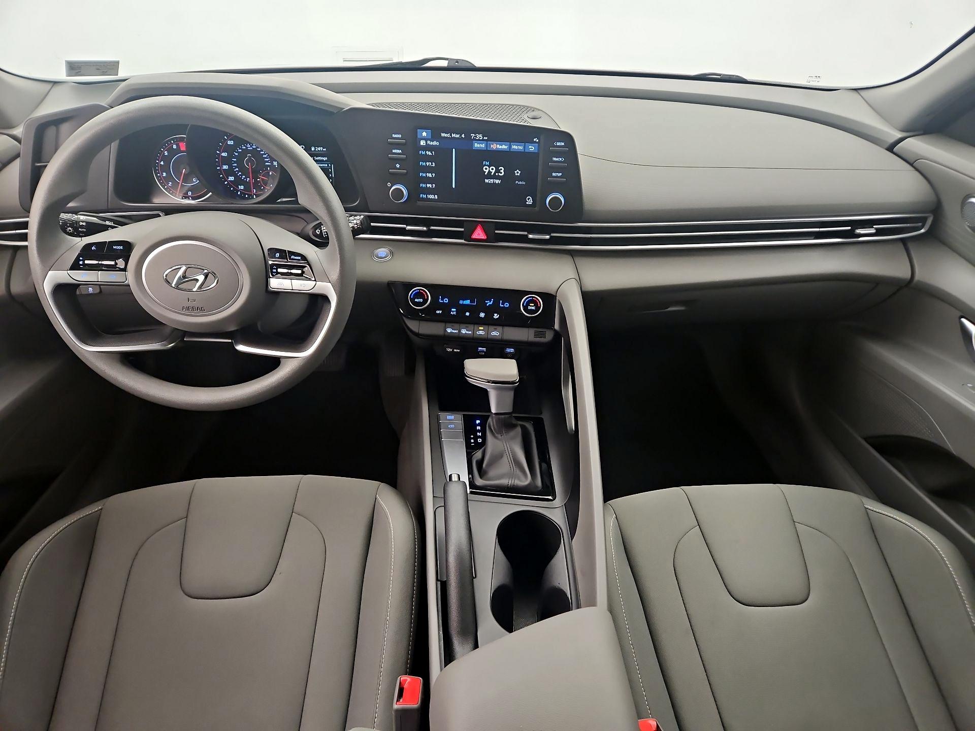 Thumbnail: 2023 Hyundai Elantra - 9