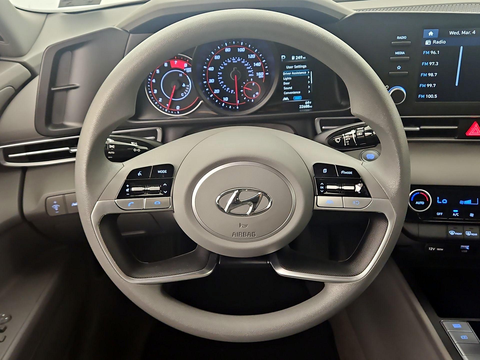 Thumbnail: 2023 Hyundai Elantra - 10