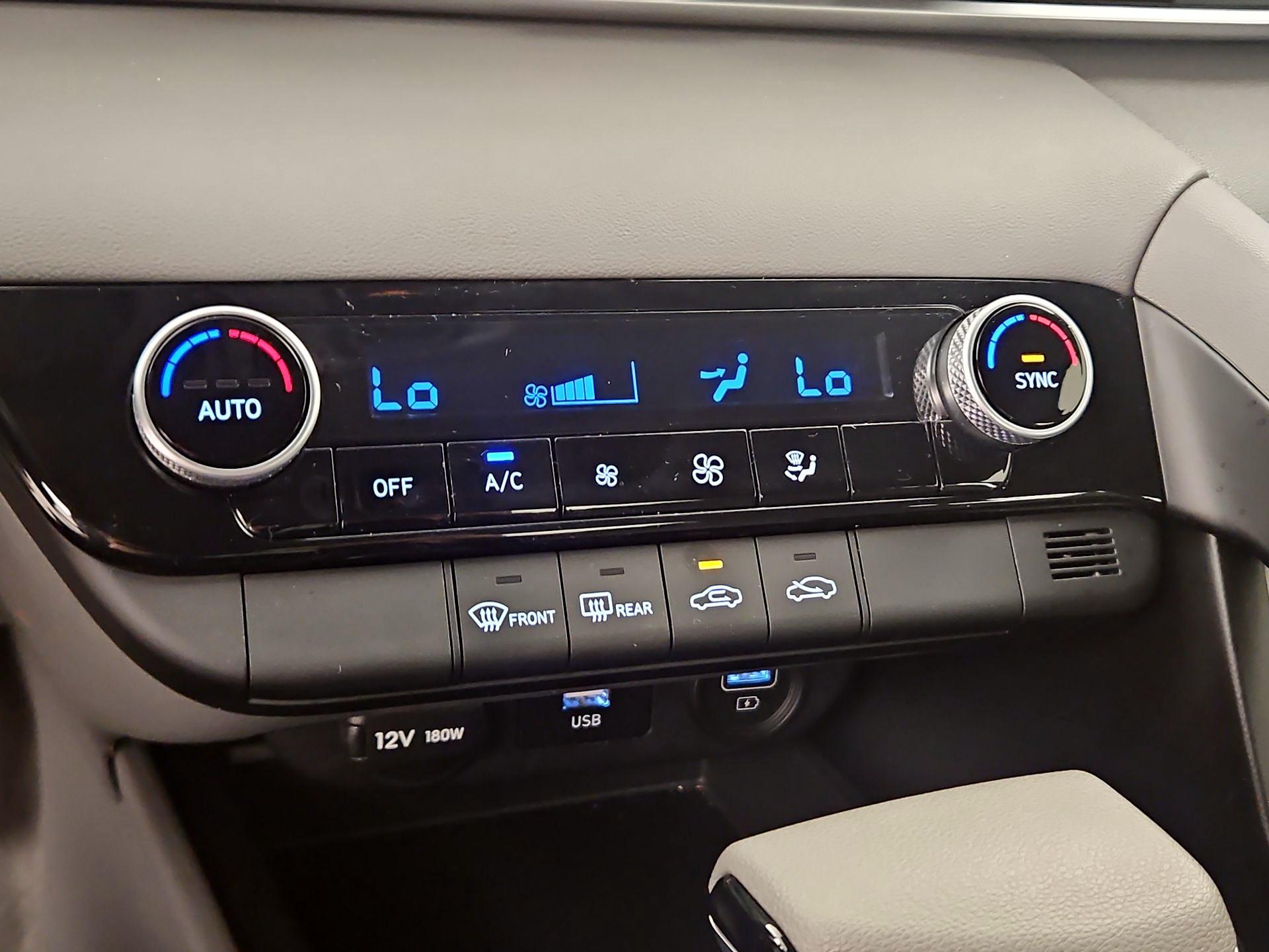 Thumbnail: 2023 Hyundai Elantra - 16