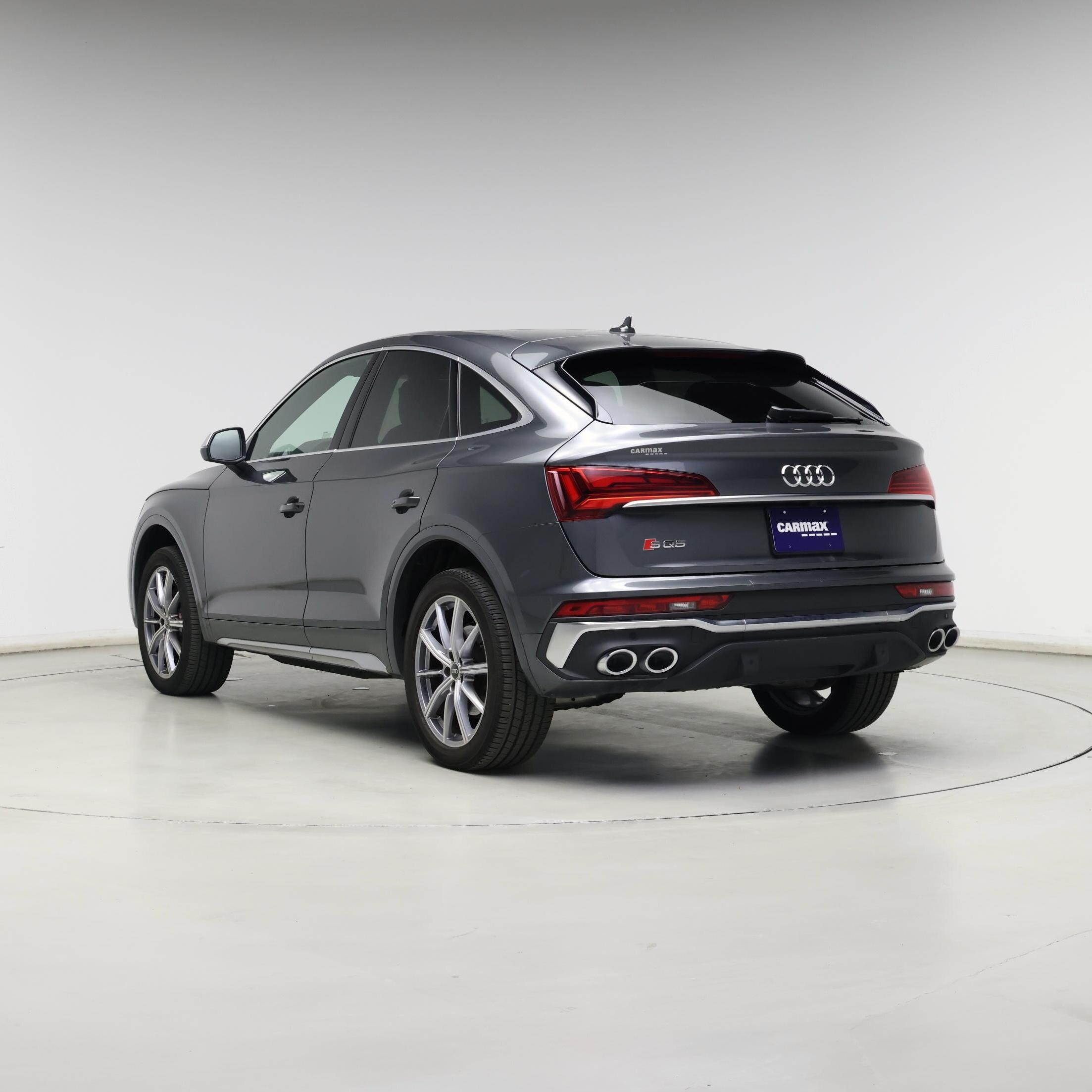 Thumbnail: 2022 Audi SQ5 - 2