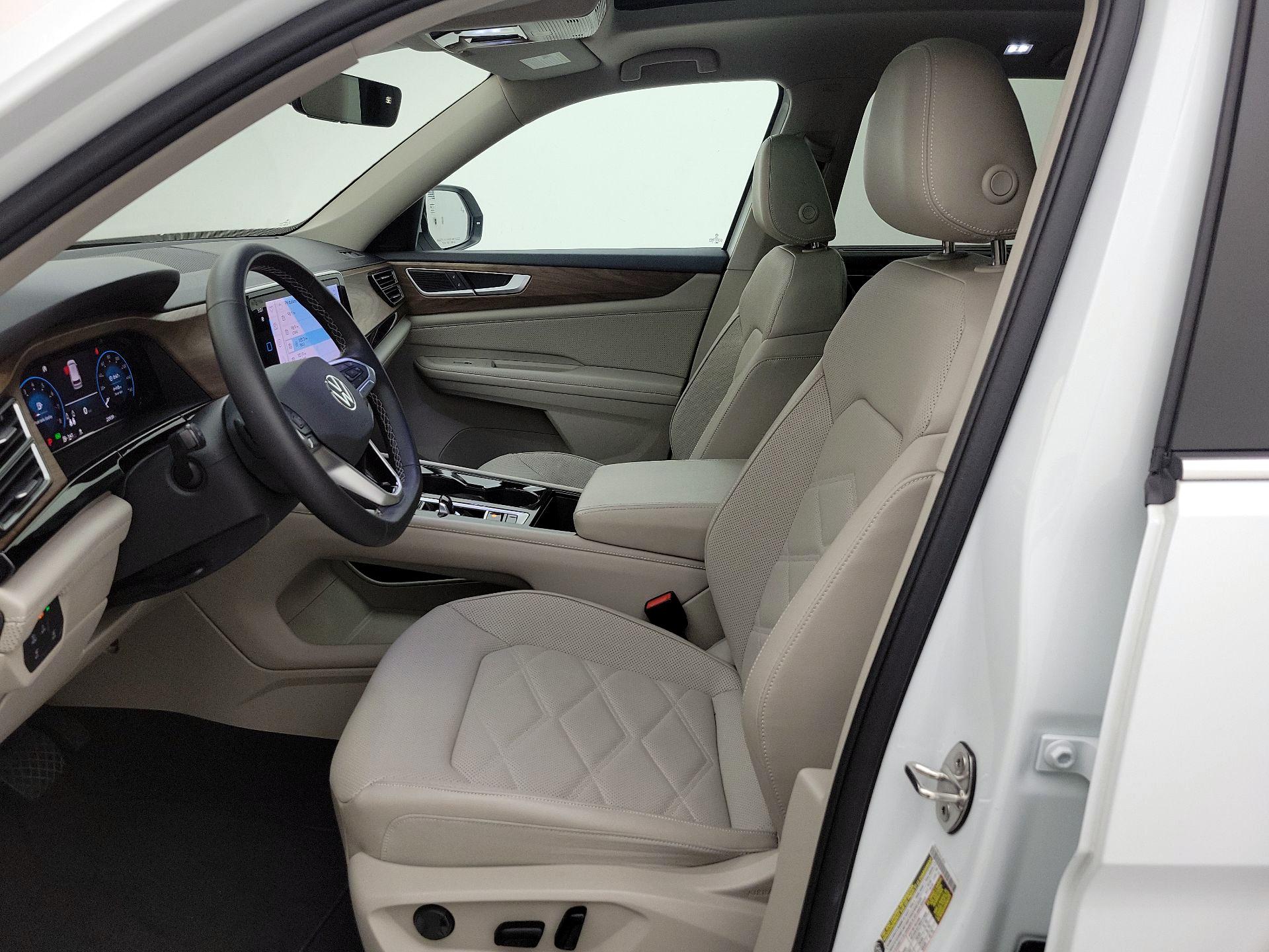 Thumbnail: 2024 Volkswagen Atlas - 11