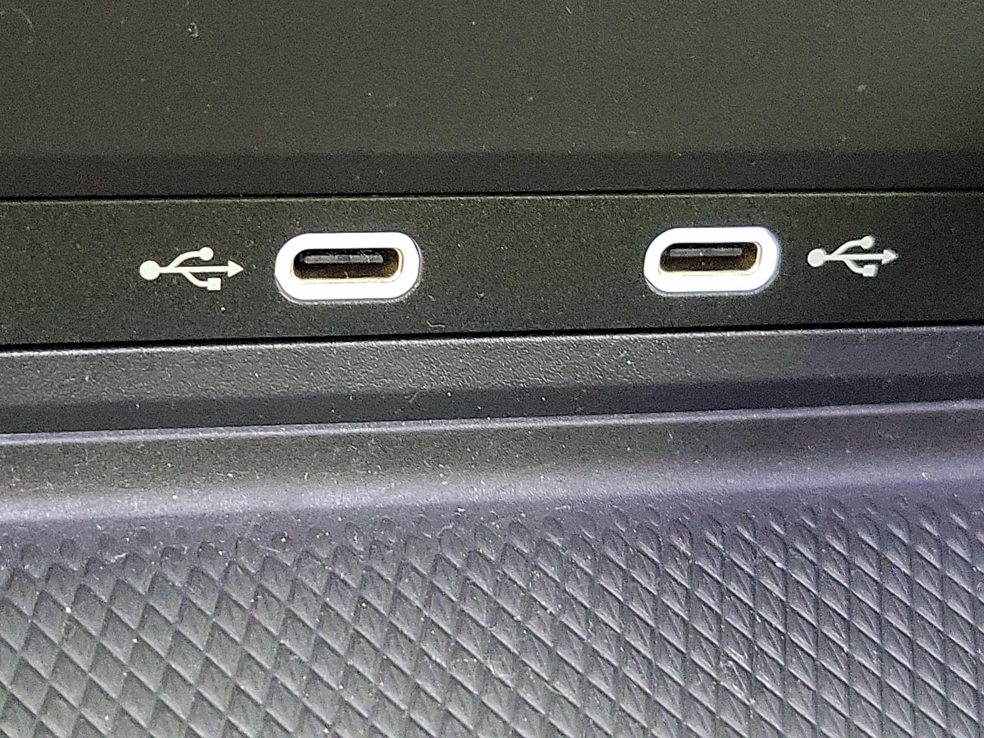 Thumbnail: 2024 Volkswagen Atlas - 18