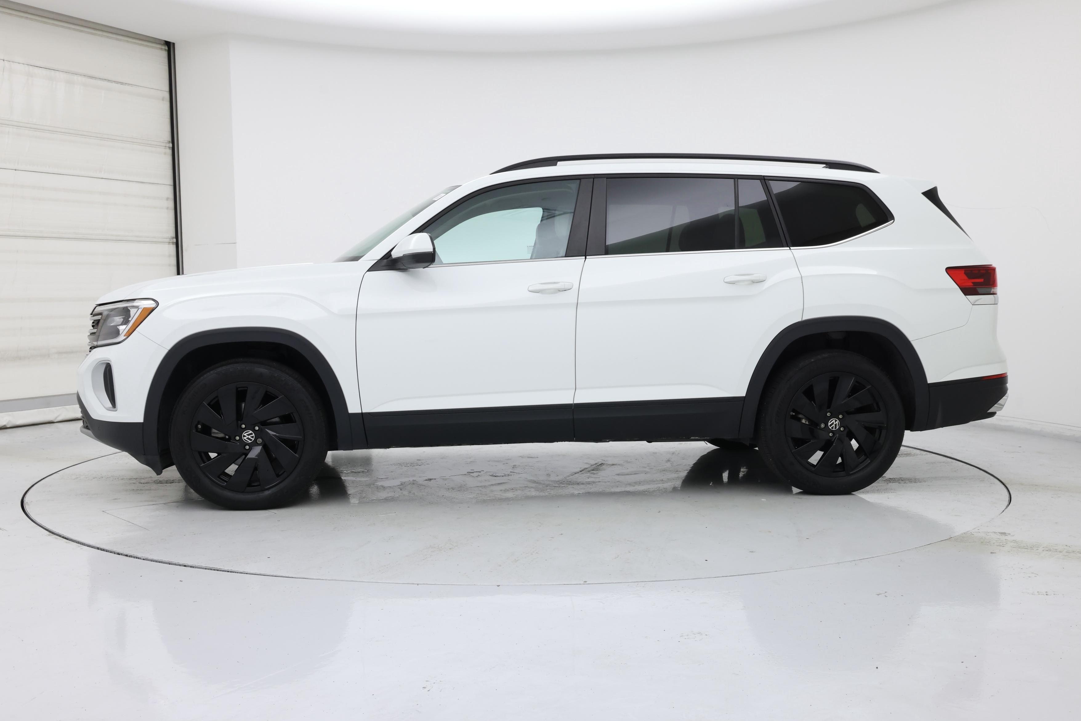 Thumbnail: 2024 Volkswagen Atlas - 3