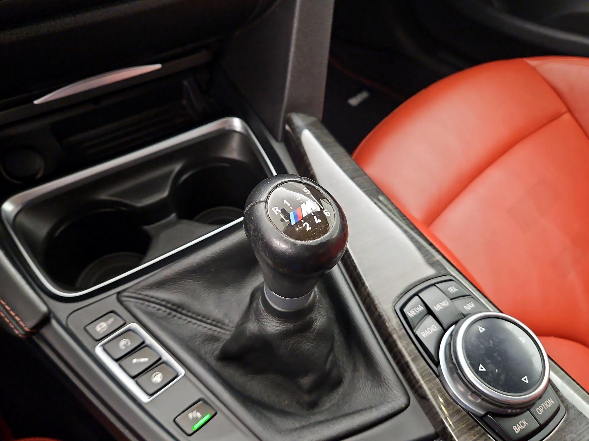 Thumbnail: 2015 BMW M4 - 18