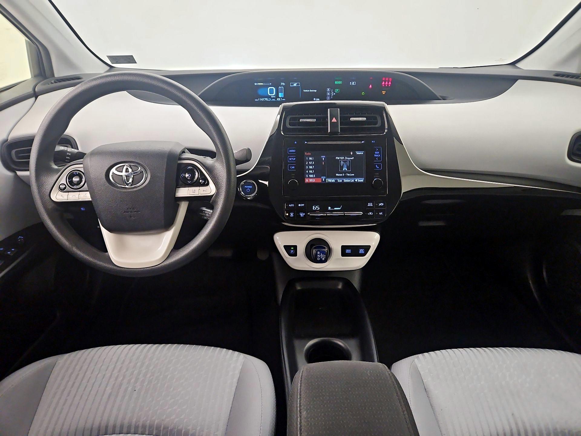 Thumbnail: 2018 Toyota Prius - 9