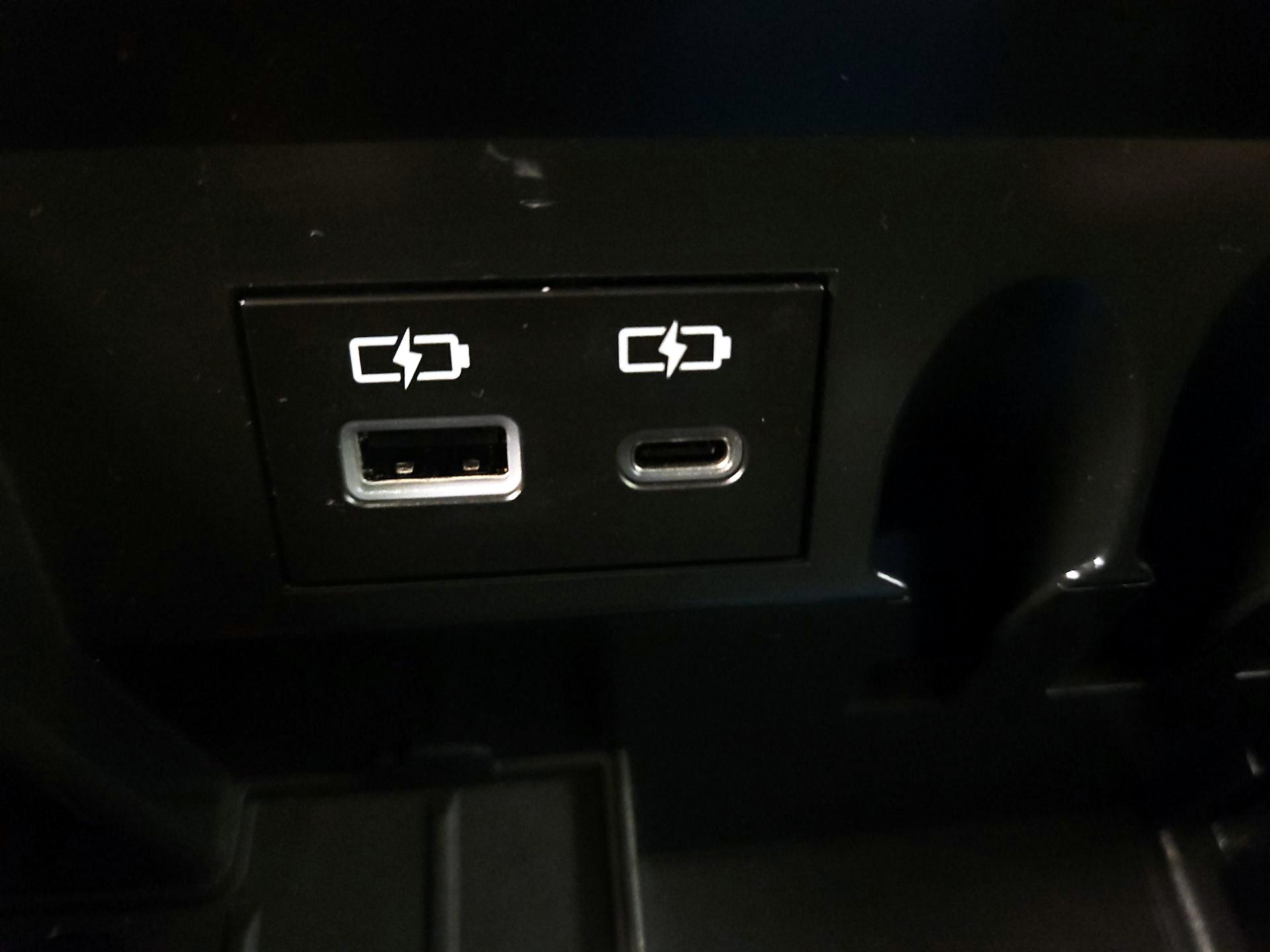 Thumbnail: 2023 Toyota Tundra - 18