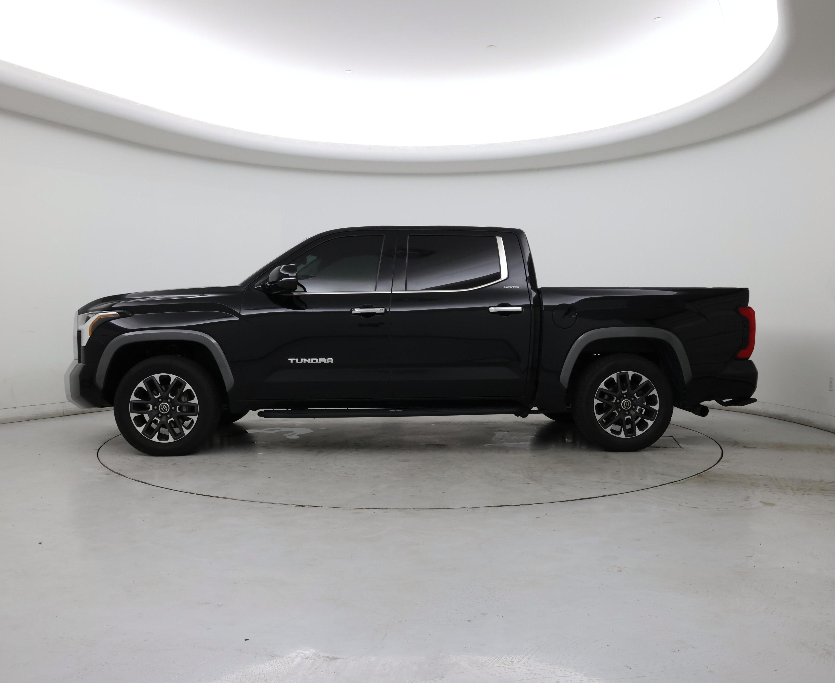 Thumbnail: 2023 Toyota Tundra - 3