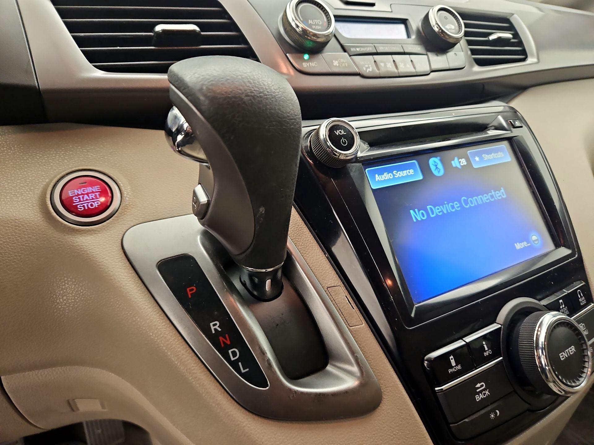 Thumbnail: 2016 Honda Odyssey - 17