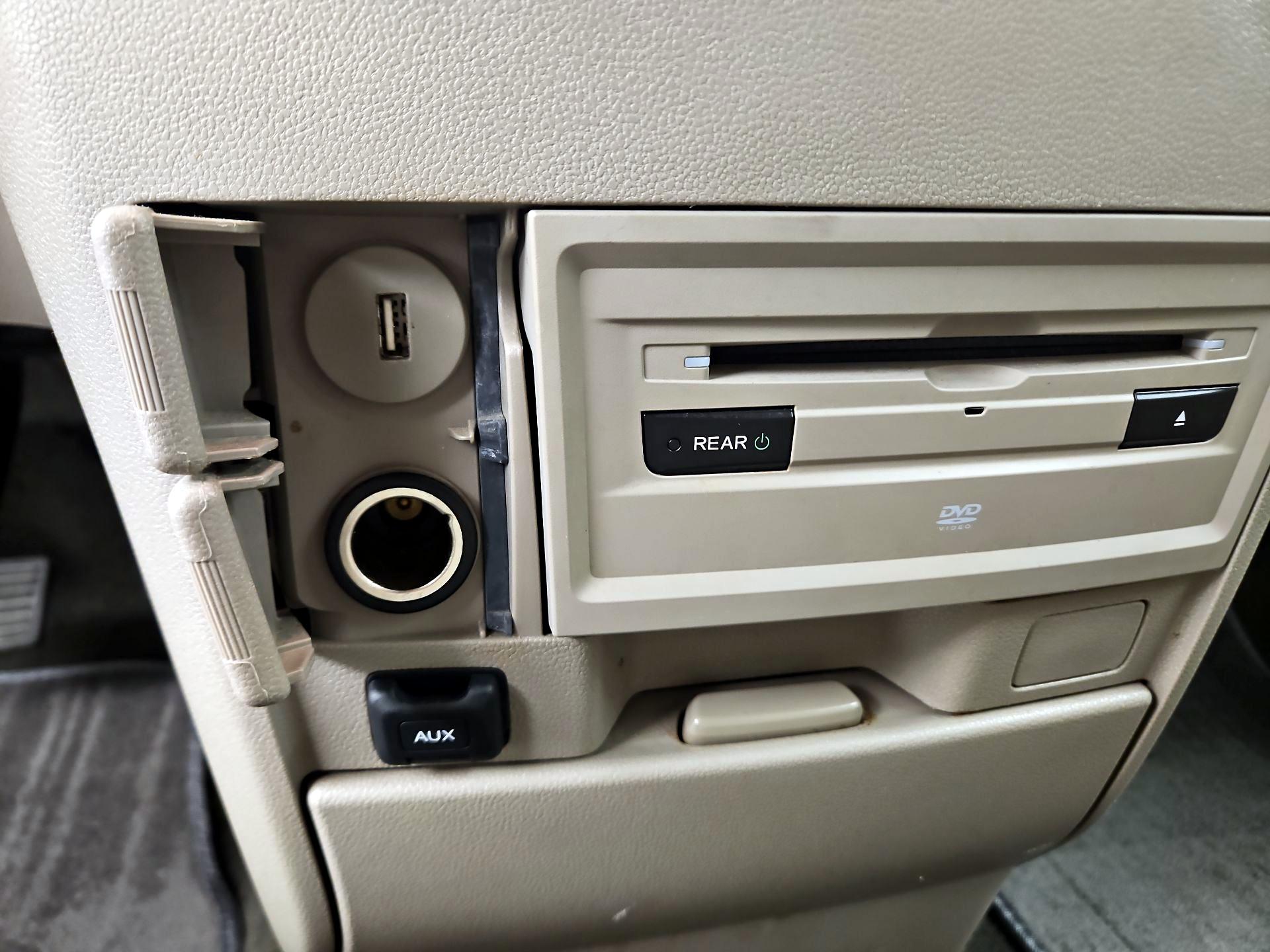 Thumbnail: 2016 Honda Odyssey - 18