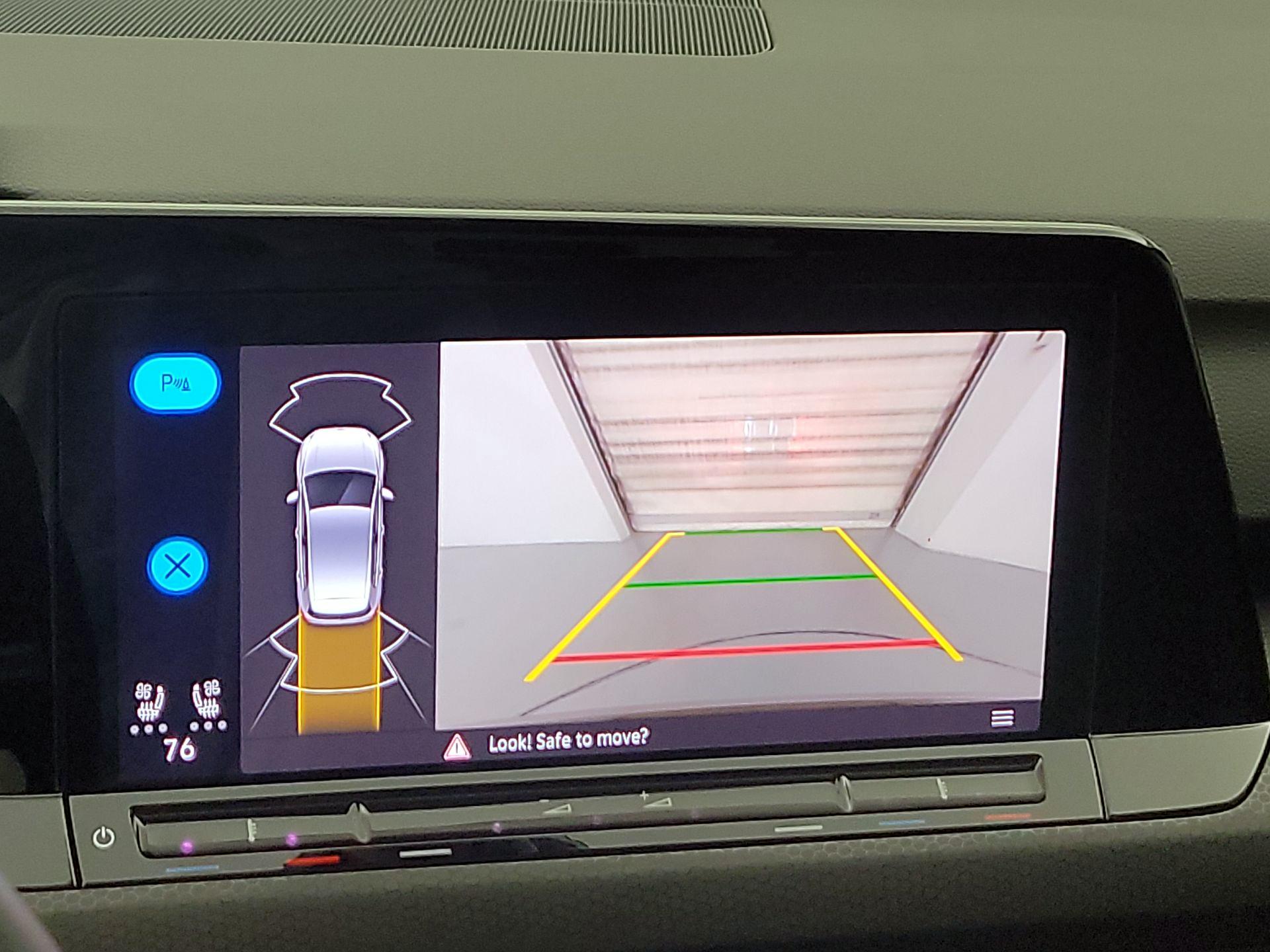 Thumbnail: 2024 Volkswagen Golf - 14