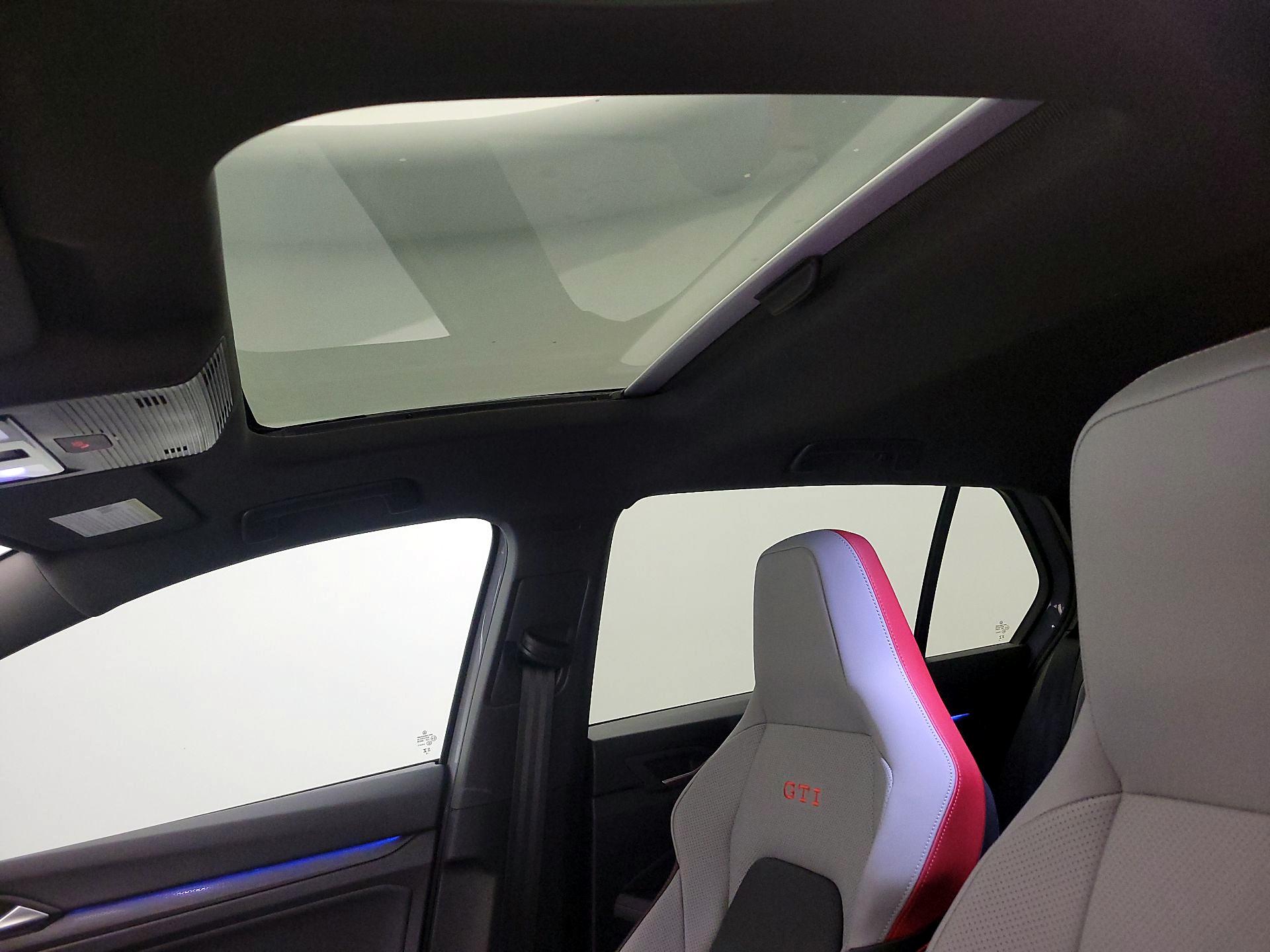 Thumbnail: 2024 Volkswagen Golf - 19