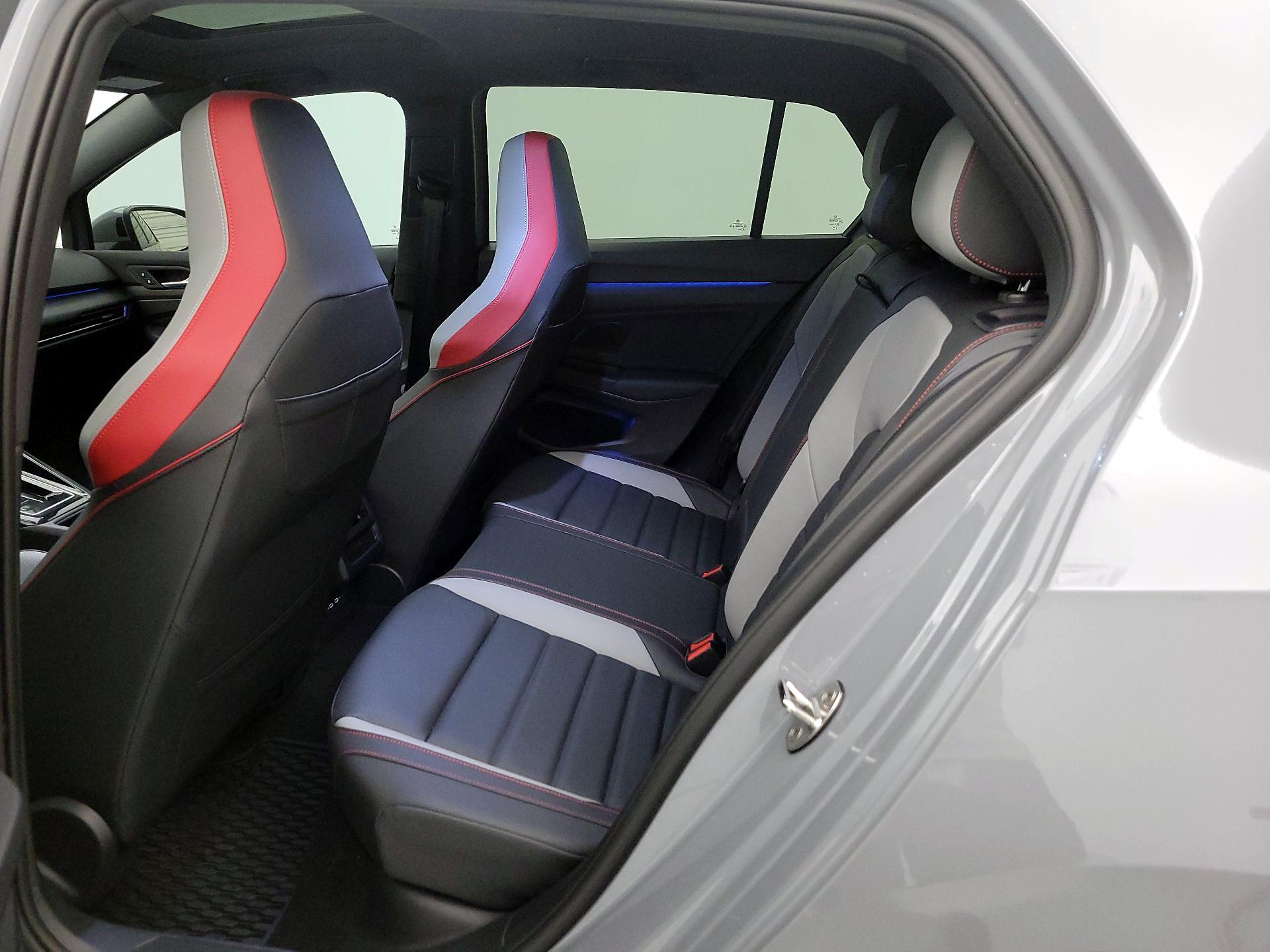 Thumbnail: 2024 Volkswagen Golf - 20