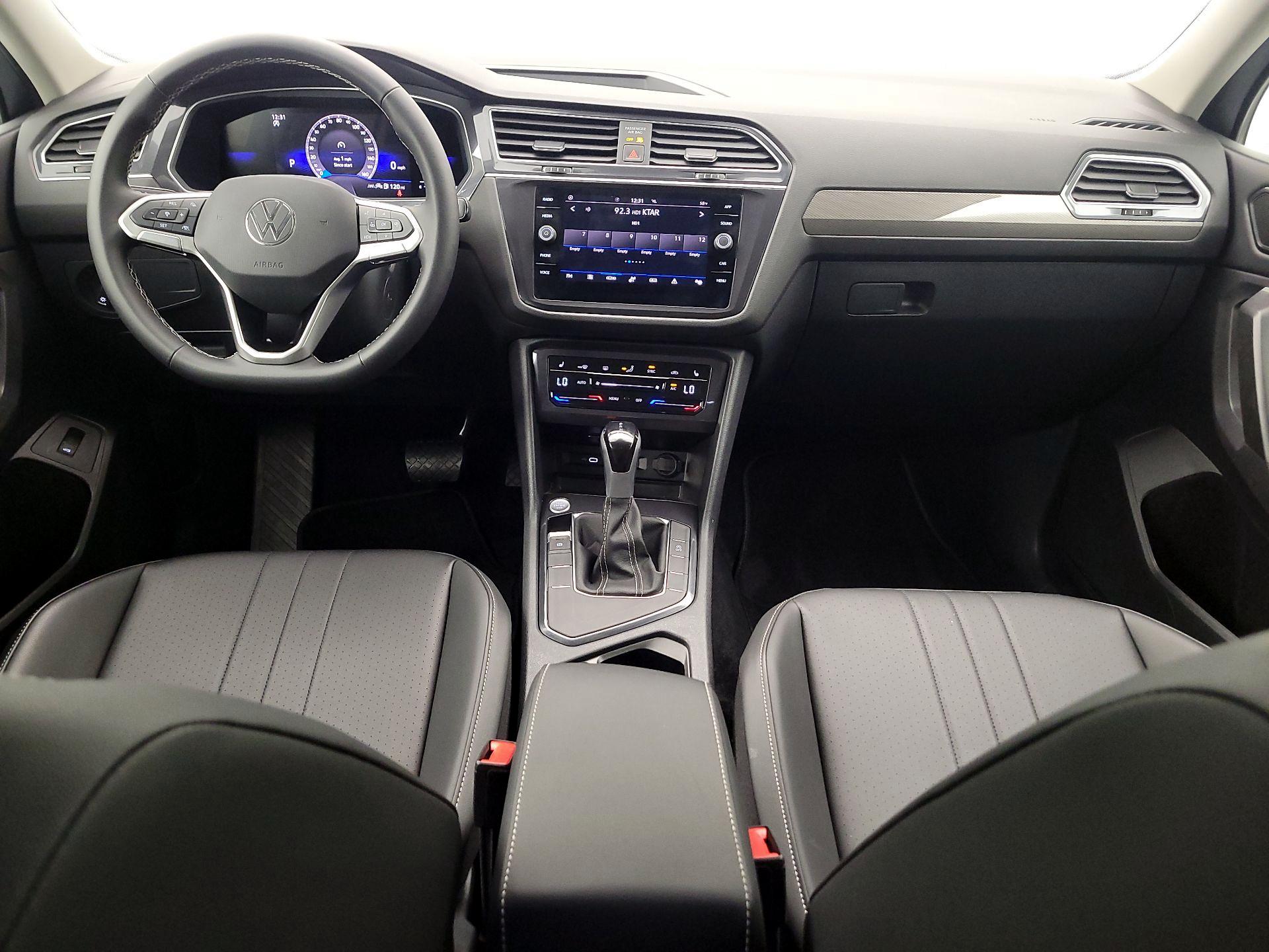 Thumbnail: 2024 Volkswagen Tiguan - 9