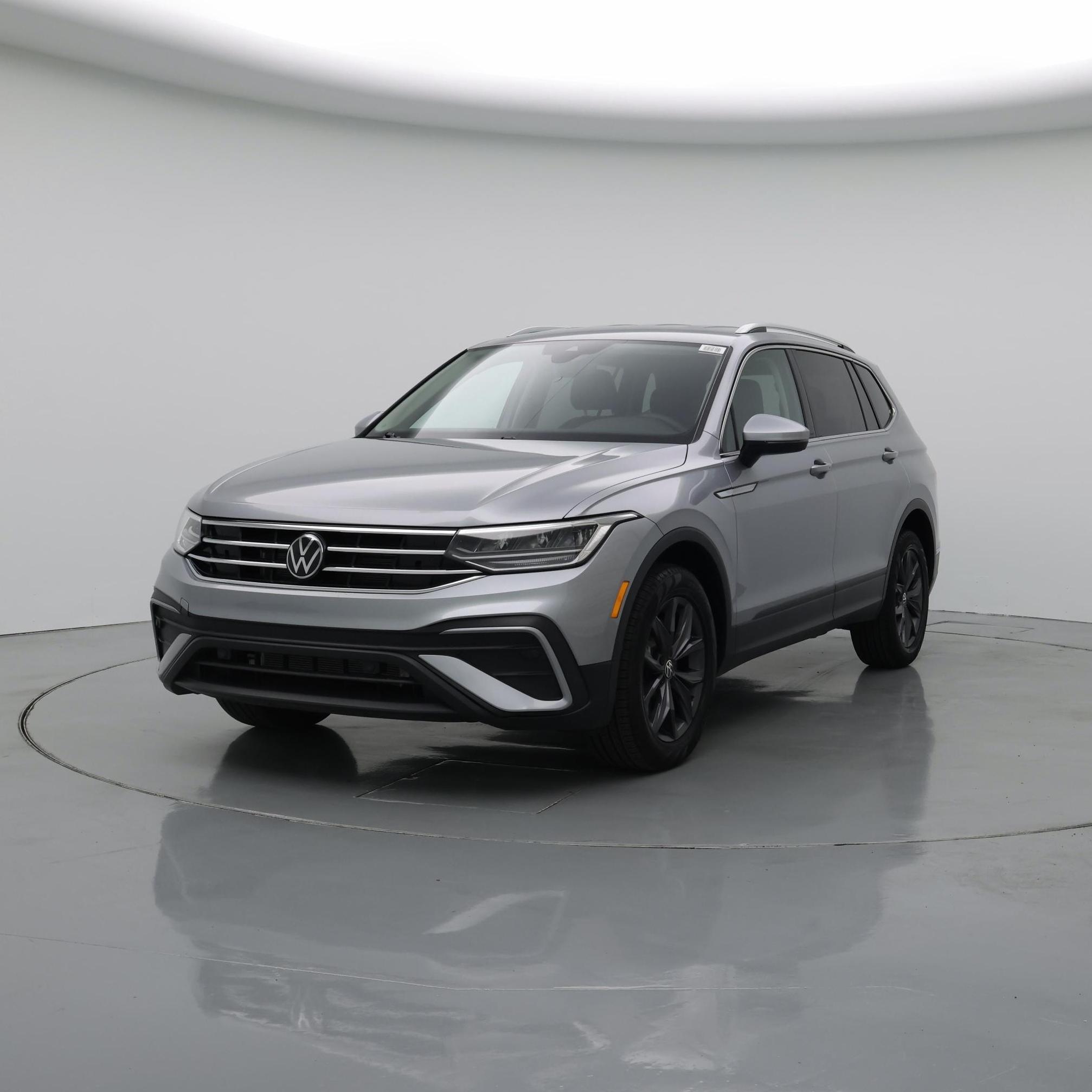 Thumbnail: 2024 Volkswagen Tiguan - 4