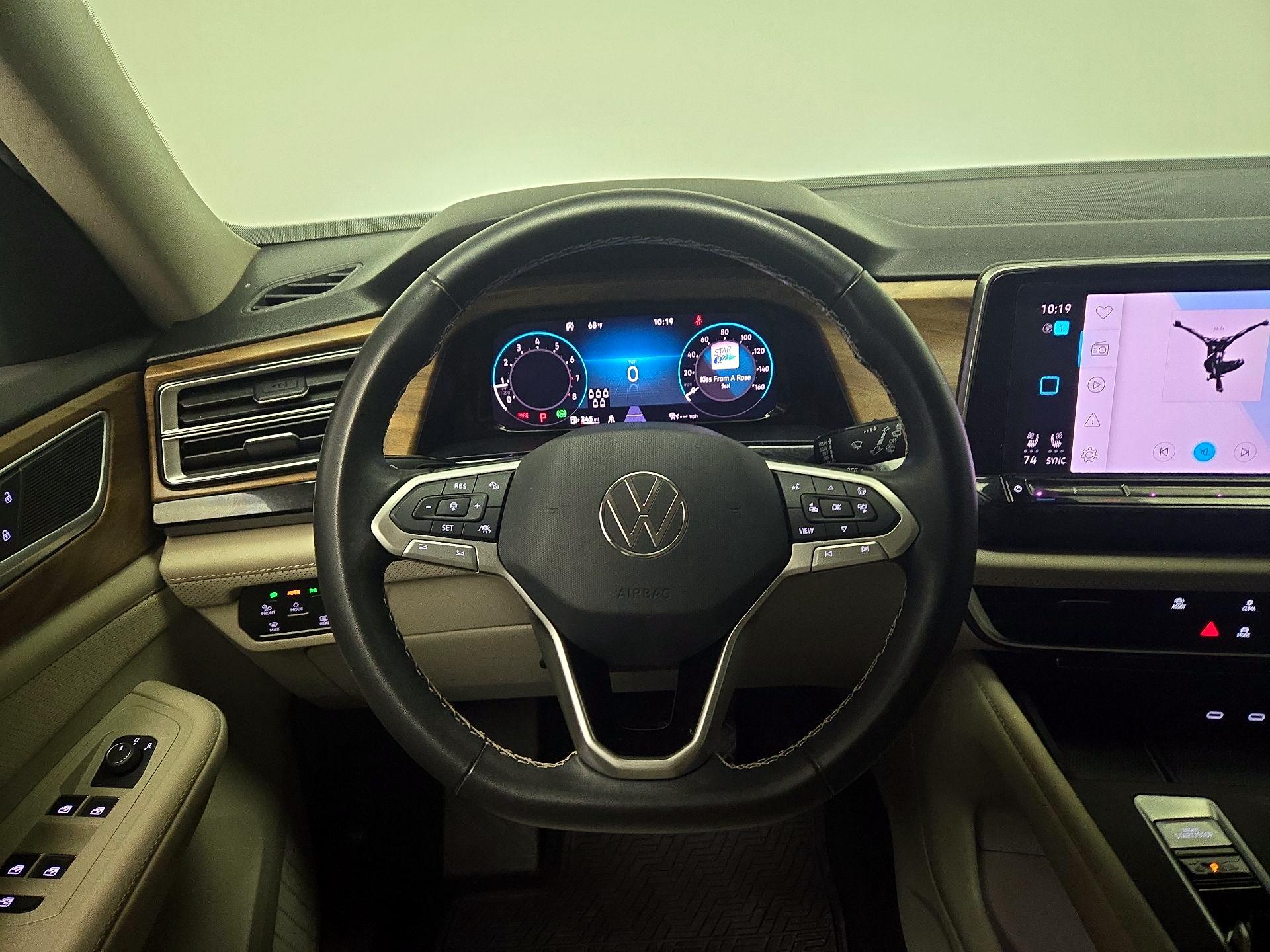 Thumbnail: 2024 Volkswagen Atlas - 10