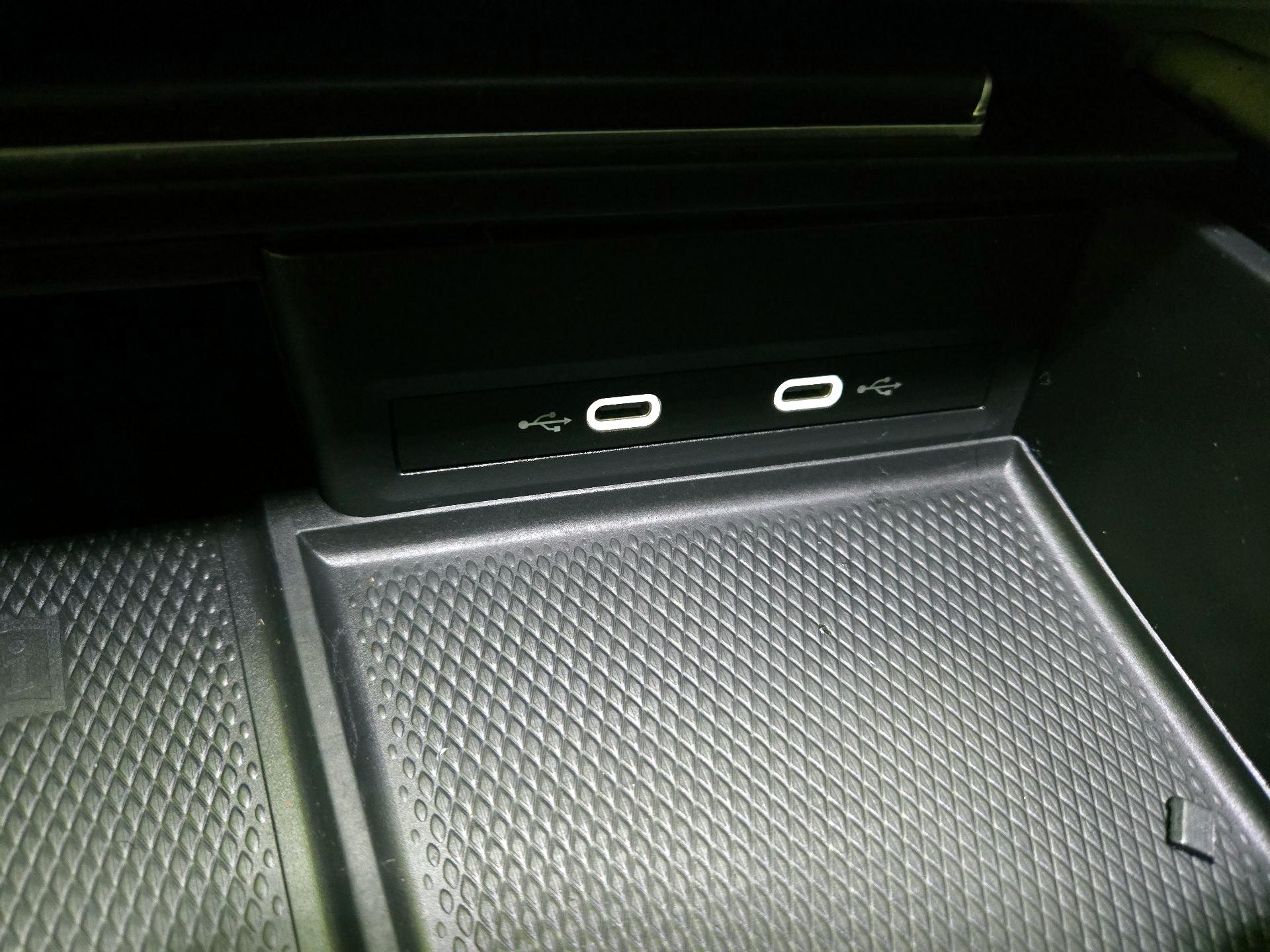 Thumbnail: 2024 Volkswagen Atlas - 18