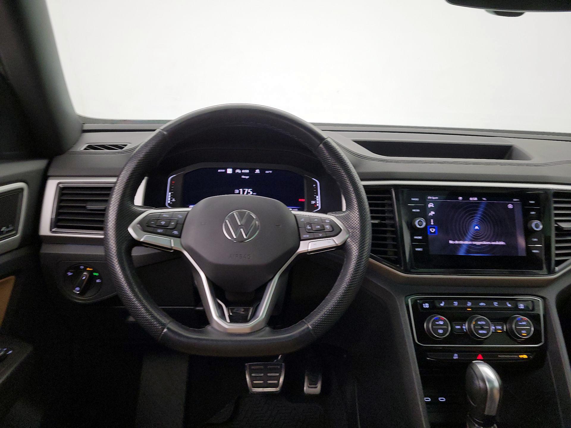 Thumbnail: 2023 Volkswagen Atlas - 10