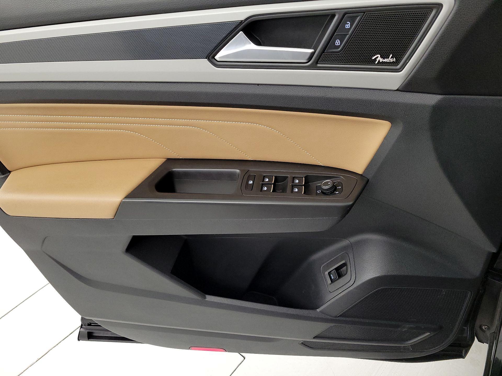 Thumbnail: 2023 Volkswagen Atlas - 12