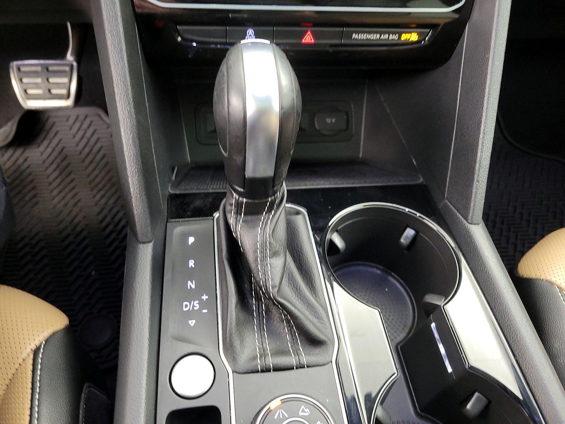 Thumbnail: 2023 Volkswagen Atlas - 18