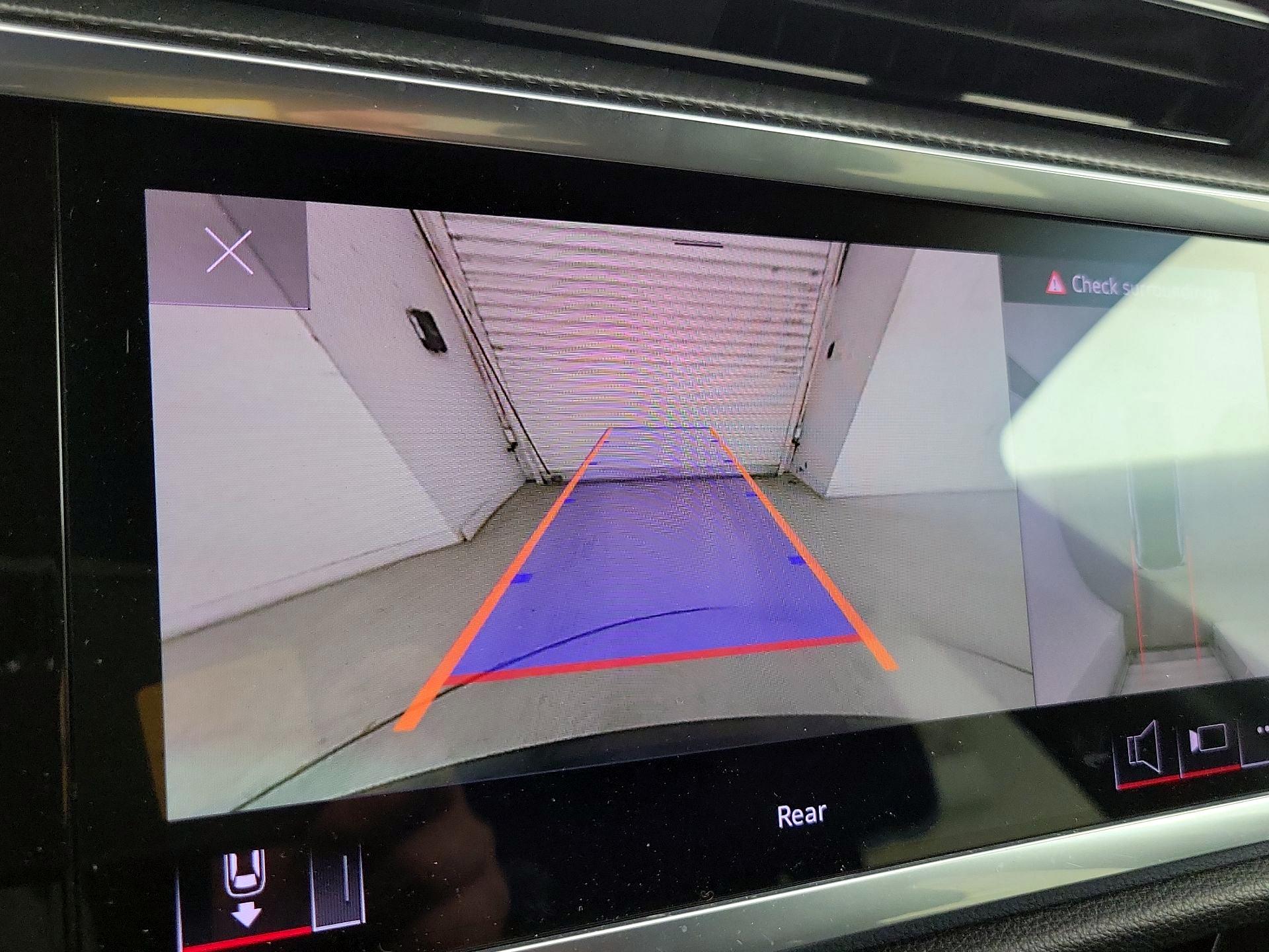 Thumbnail: 2022 Audi Q3 - 15