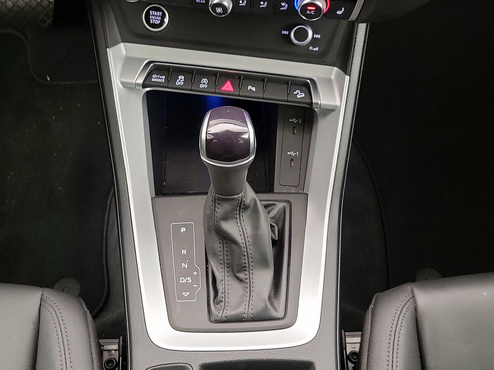 Thumbnail: 2022 Audi Q3 - 18