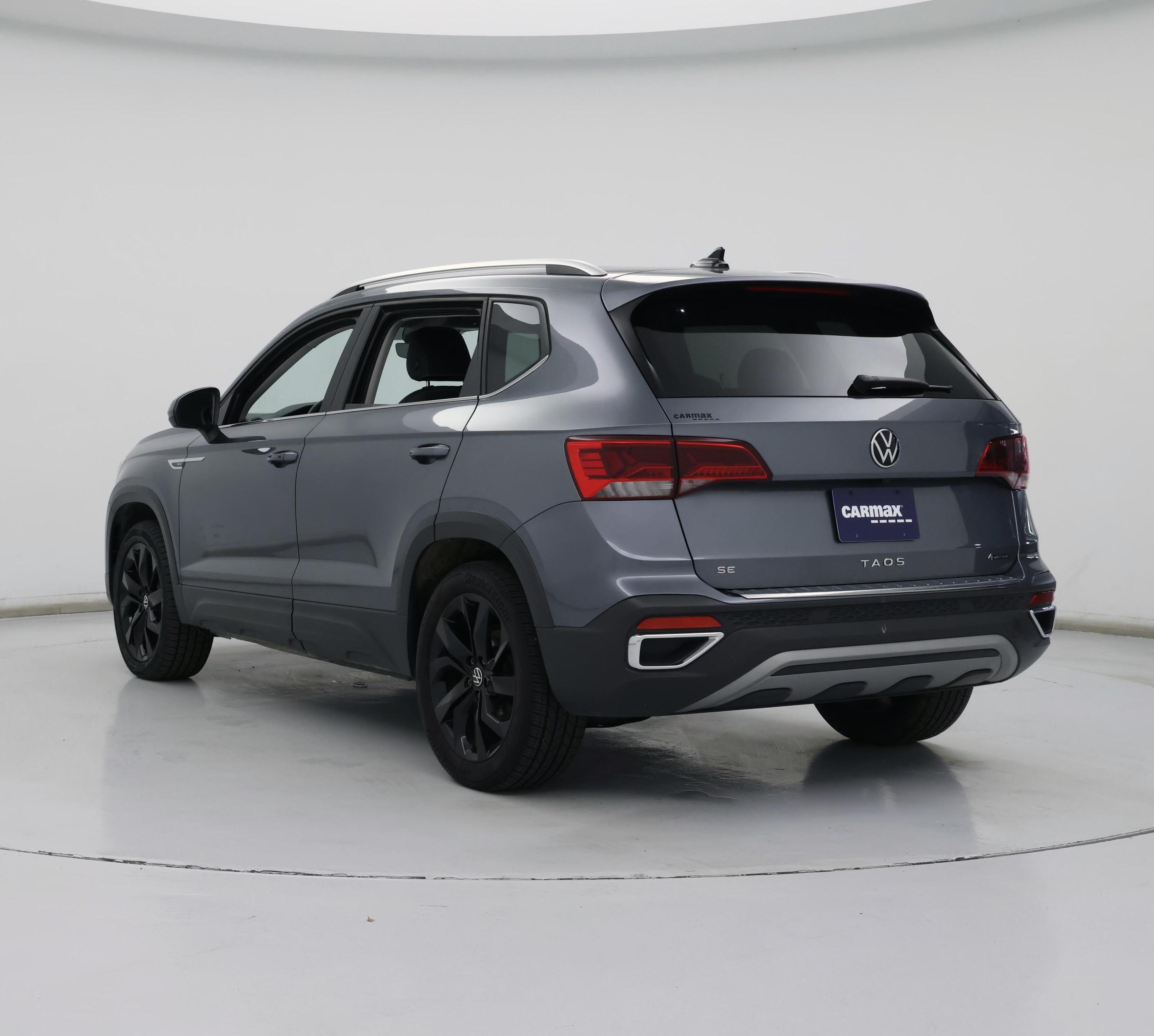Thumbnail: 2022 Volkswagen Taos - 2