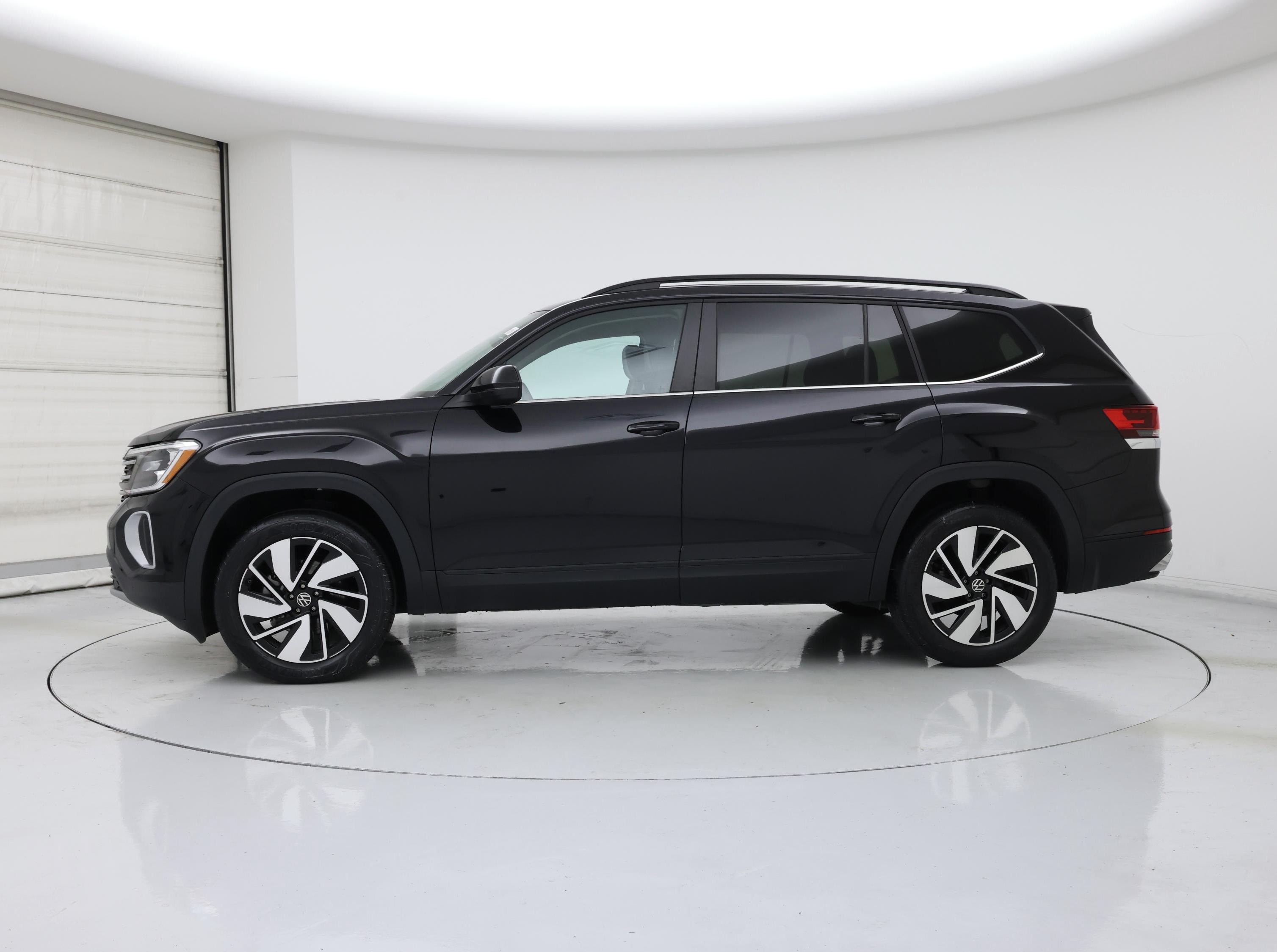 Thumbnail: 2024 Volkswagen Atlas - 3