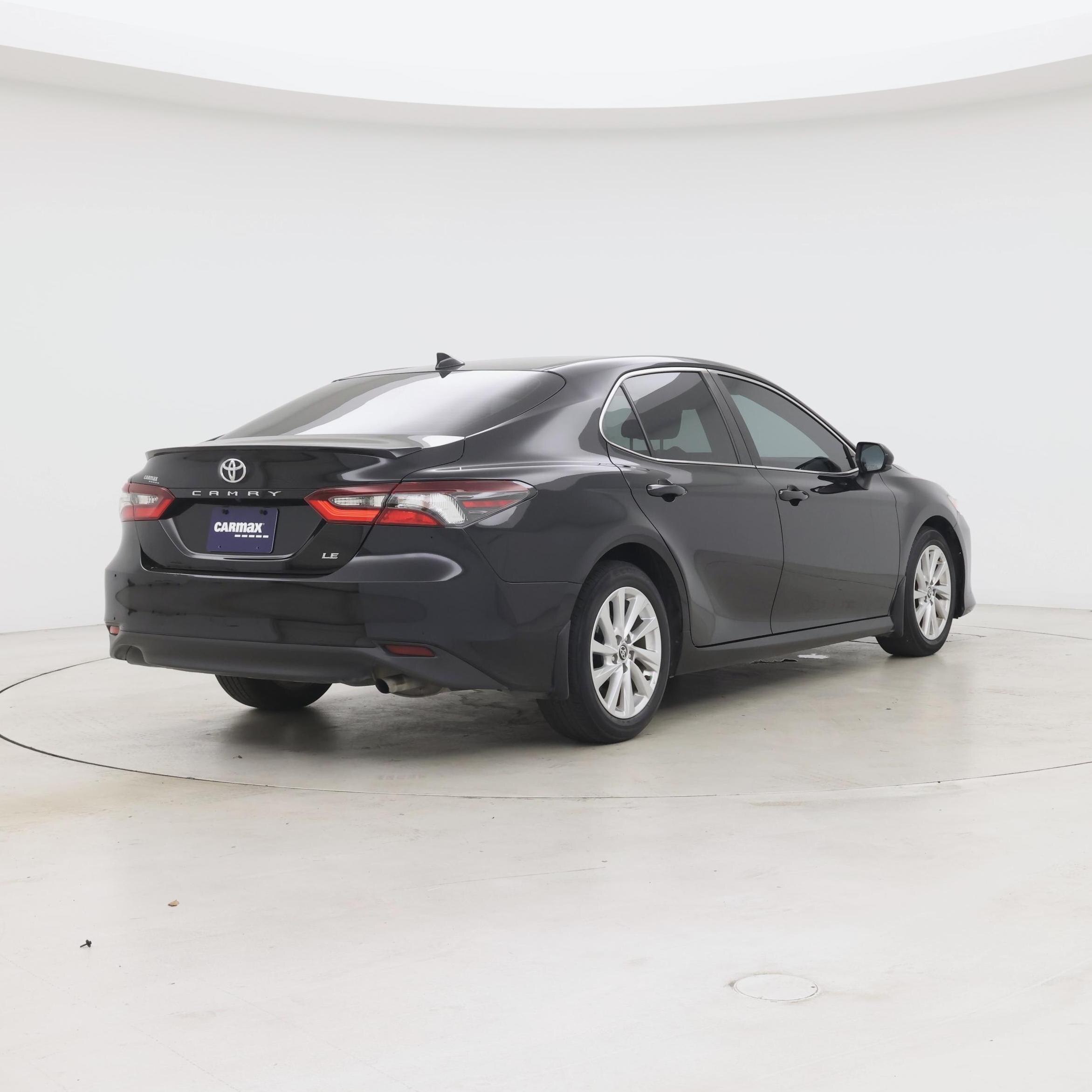 Thumbnail: 2023 Toyota Camry - 8