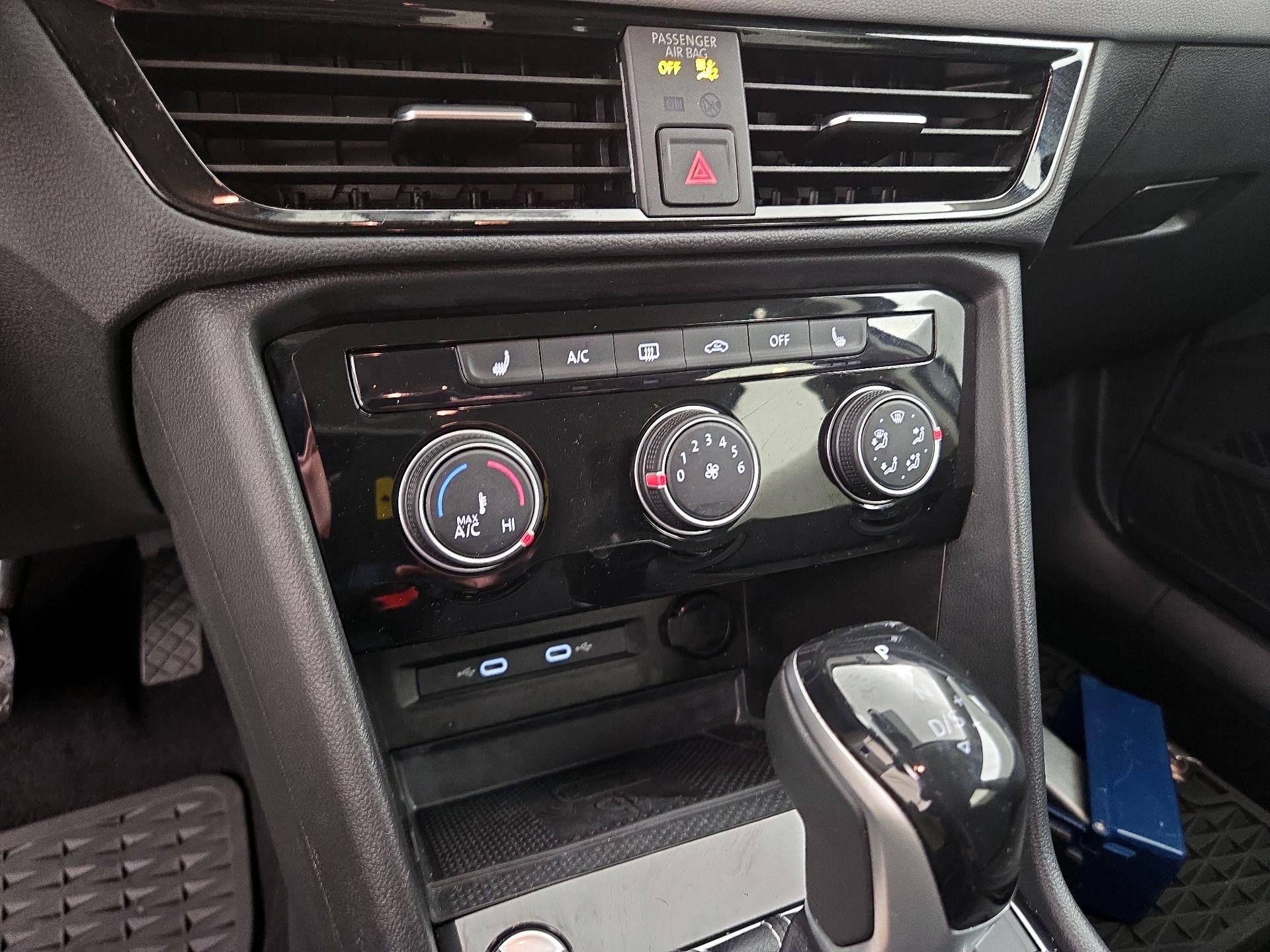 Thumbnail: 2023 Volkswagen Taos - 16