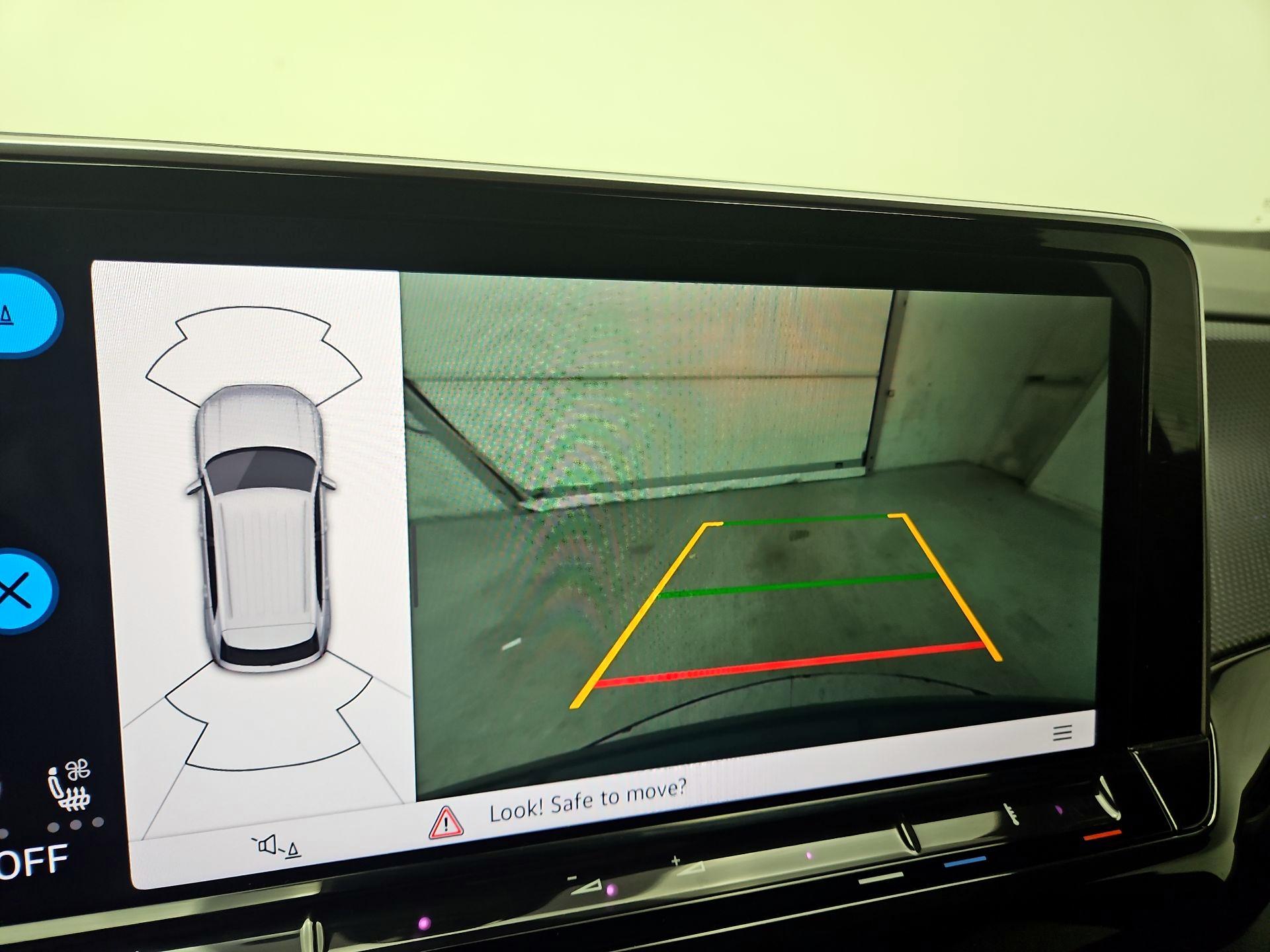Thumbnail: 2024 Volkswagen Atlas - 13
