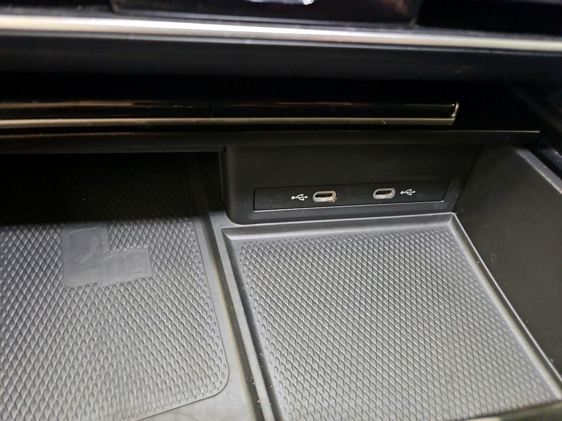 Thumbnail: 2024 Volkswagen Atlas - 17