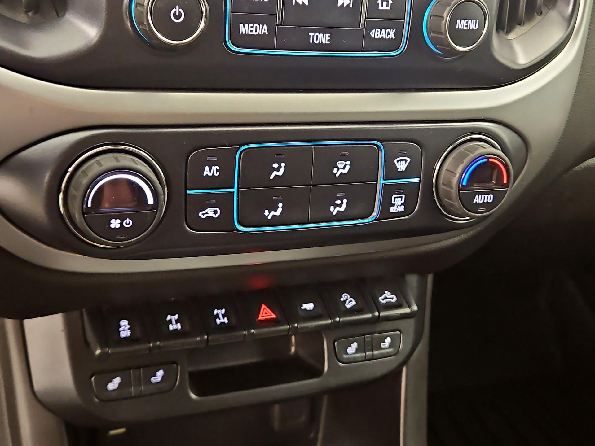 Thumbnail: 2018 Chevrolet Colorado - 16