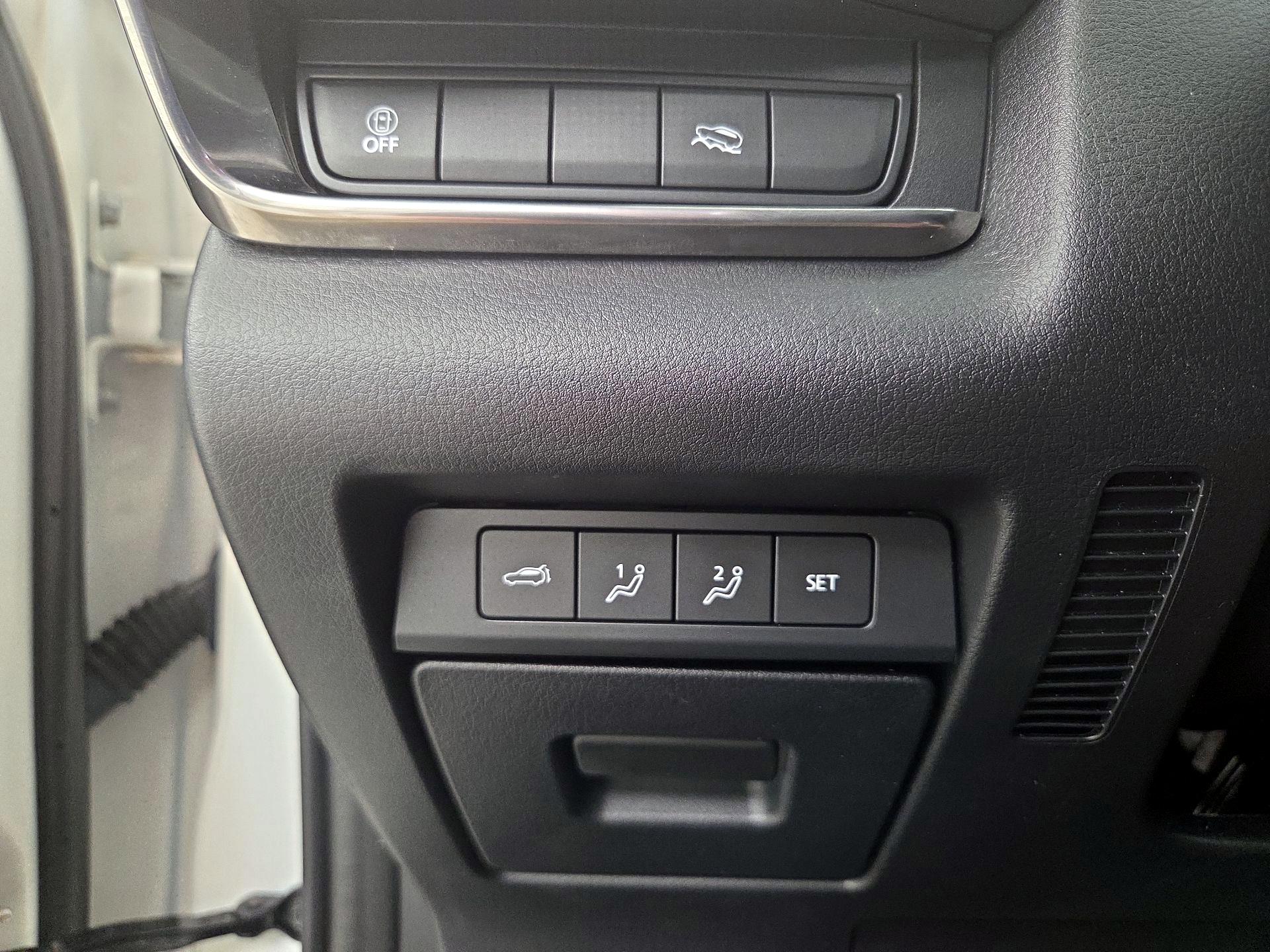 Thumbnail: 2022 Mazda CX-30 - 13