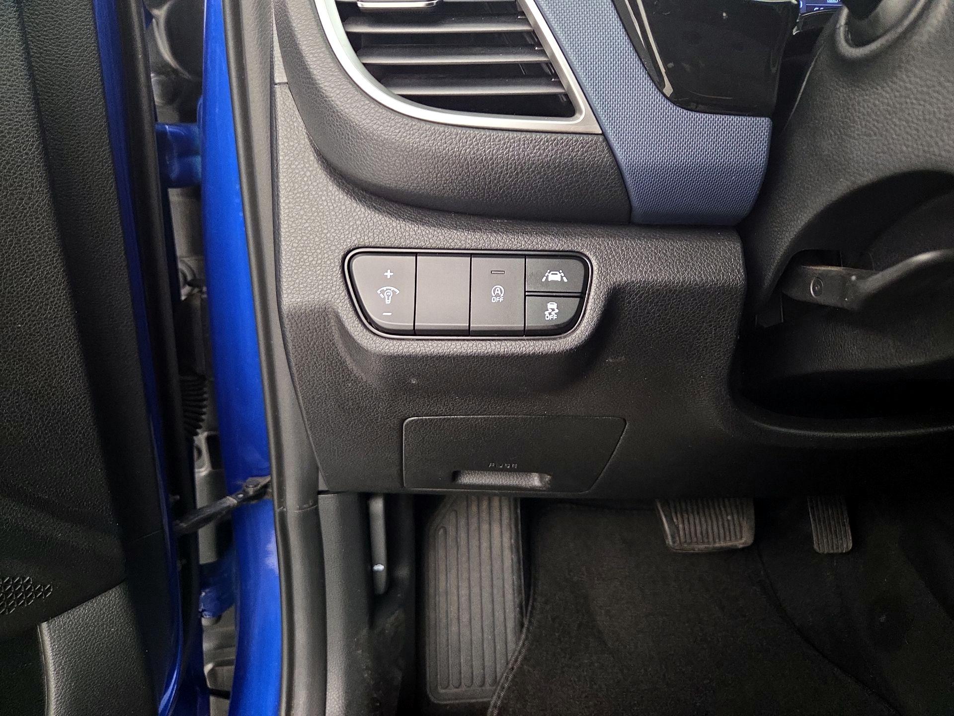 Thumbnail: 2023 Kia Seltos - 11